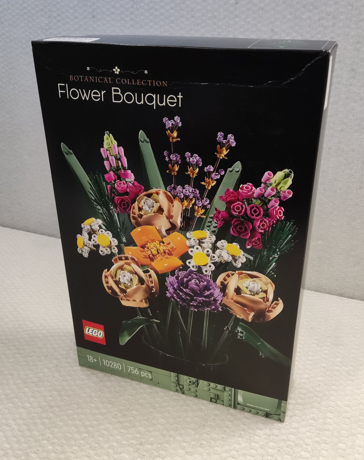 1 x Lego Botanical Collection Flower Bouquet - Model 10280 - New/Boxed - Image 8 of 8