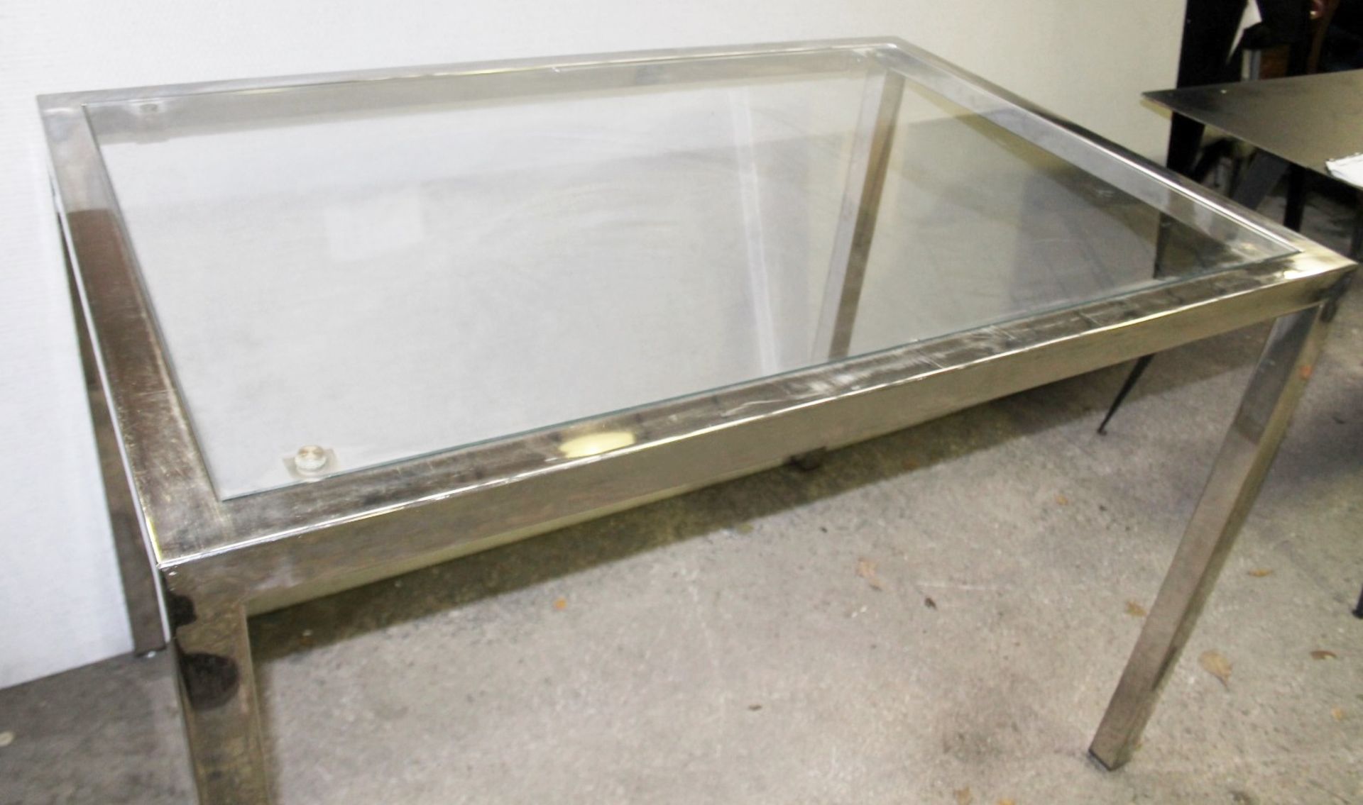 1 x Large Display Table In Glass And Chrome - Dimensions: H91 x W135 x D90cm - Ex-Showroom Piece - - Image 4 of 6