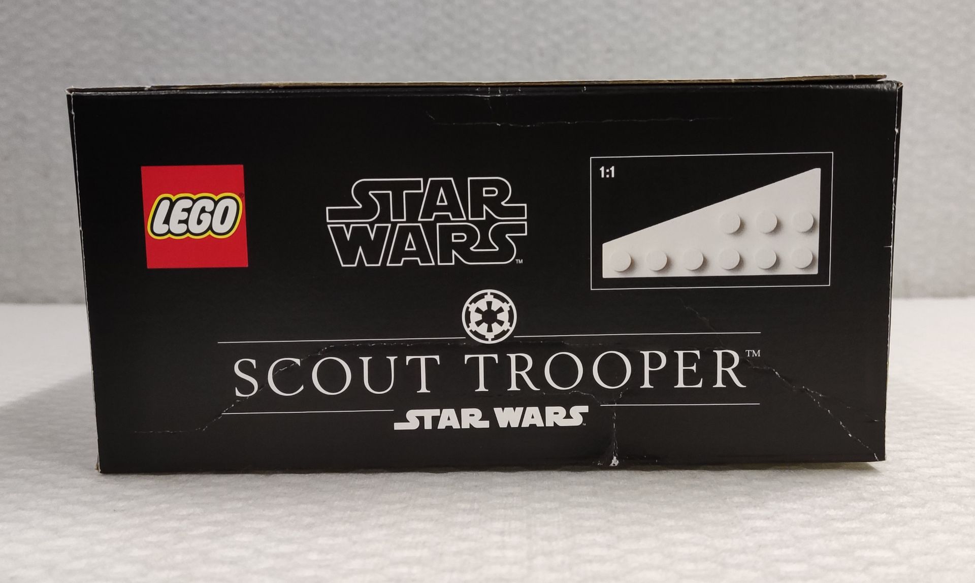 1 x Lego Star Wars Scout Trooper Helmet - Model 75305 - New/Boxed - Image 6 of 7