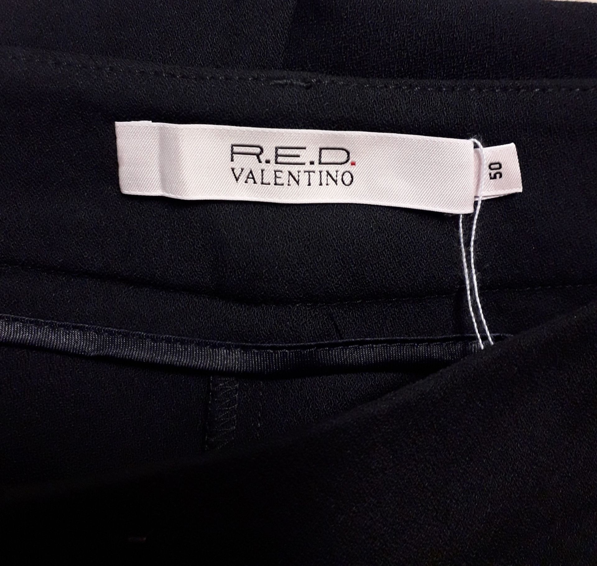 1 x Valentino R.E.D Navy Trousers - Size: 20 - Material: 58% Viscose, 40% Wool, 2% Elastane - From a - Image 4 of 4