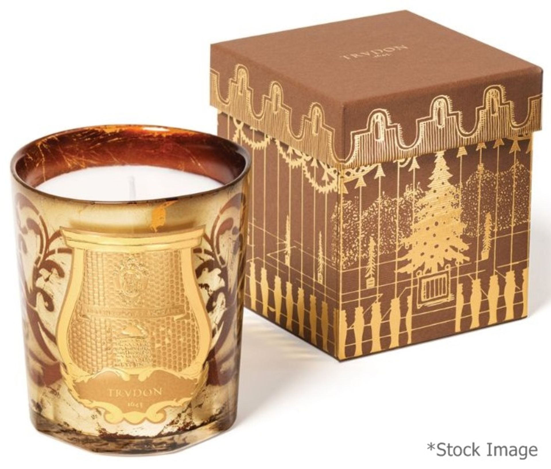 1 x CIRE TRUDON Christmas Bayonne Great Candle (3kg) - Original Price £550.00 - Unused Boxed Stock - - Image 2 of 8