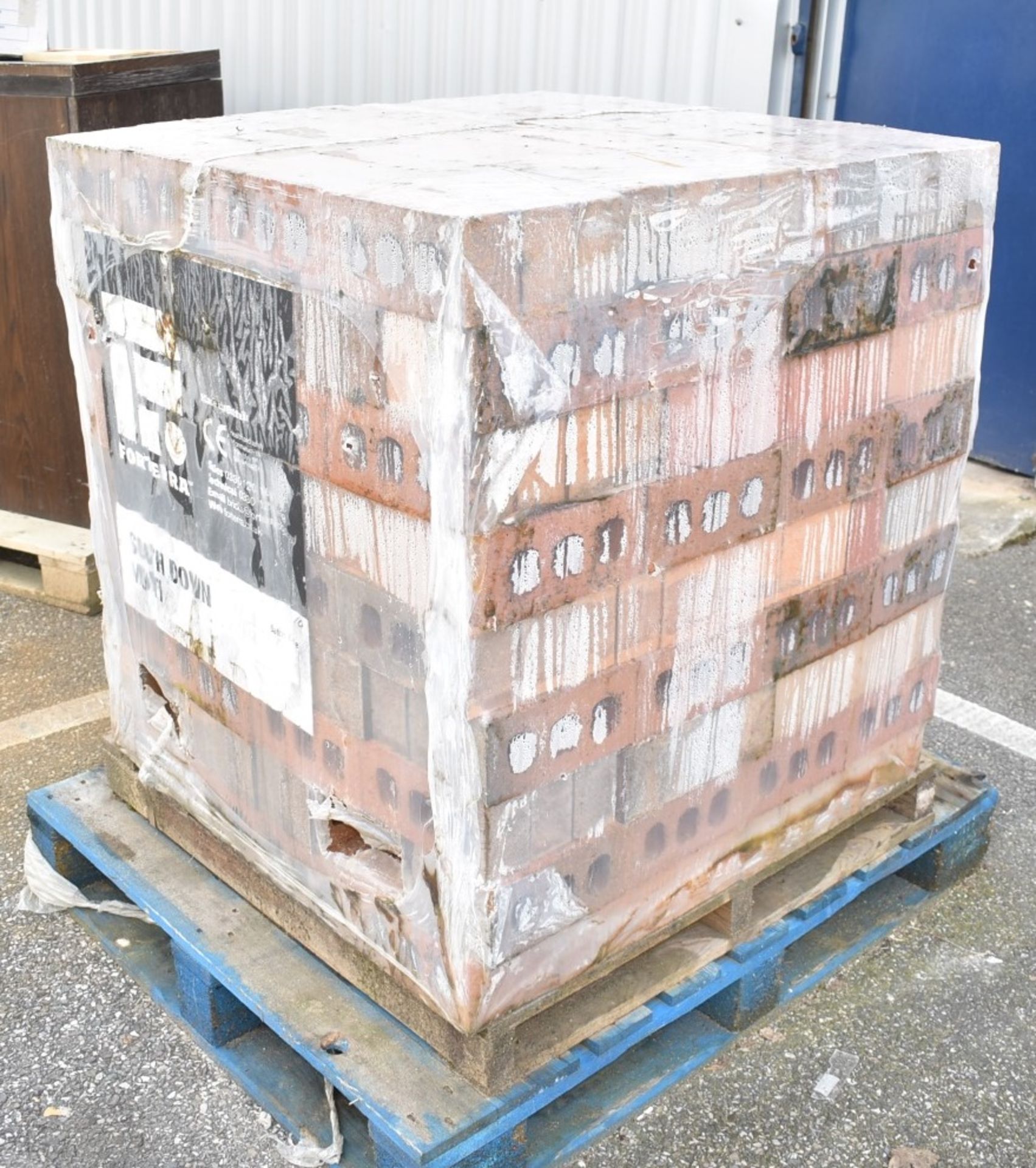 Pallet of Forterra Southdown Multi Perforated Bricks - Pallet of 468 Unused Bricks - Approx RRP £800 - Image 3 of 3