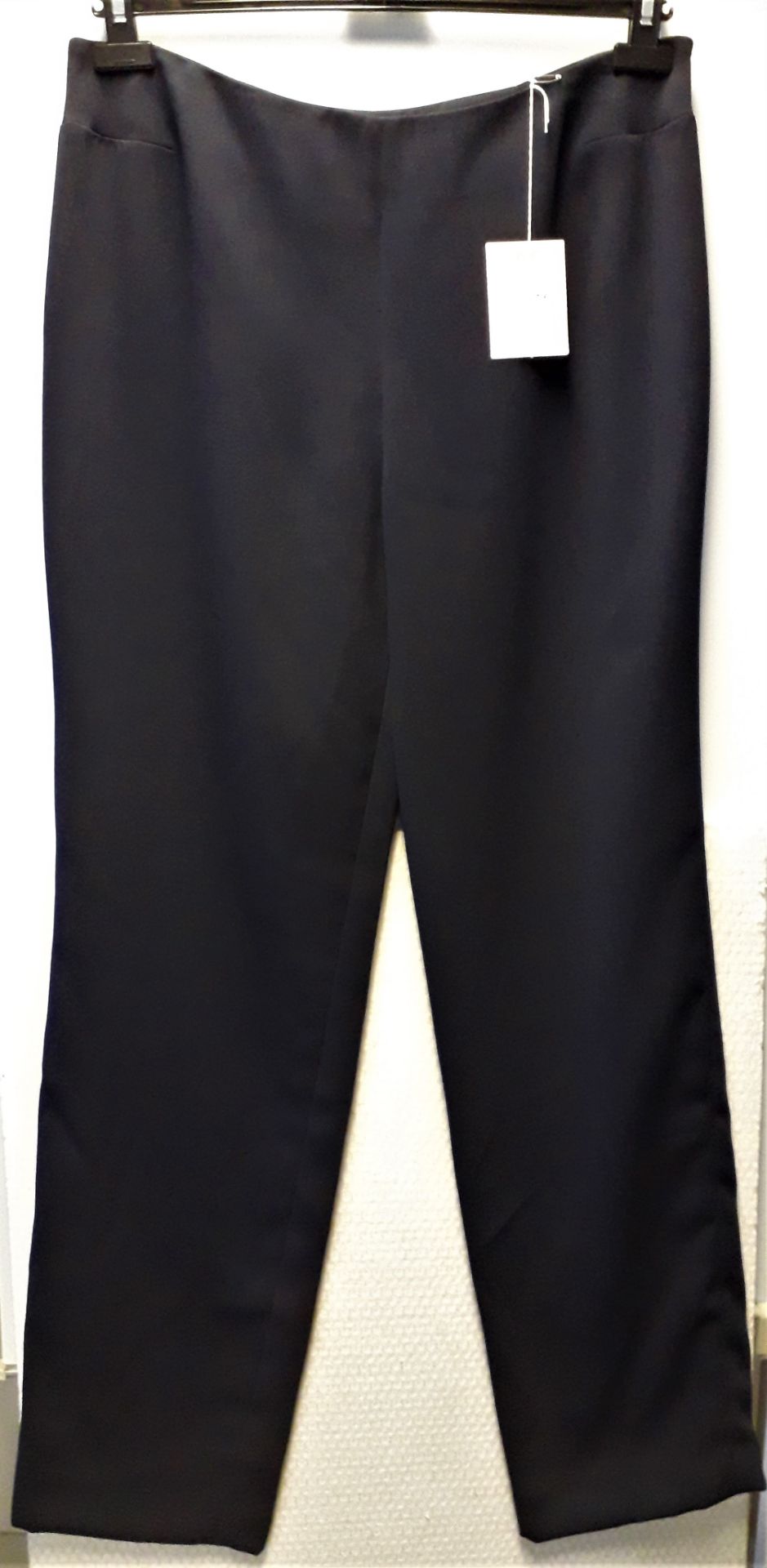 1 x Natan Plus Navy Trousers - Size: 46 - Material: 100% Polyester - From a High End Clothing