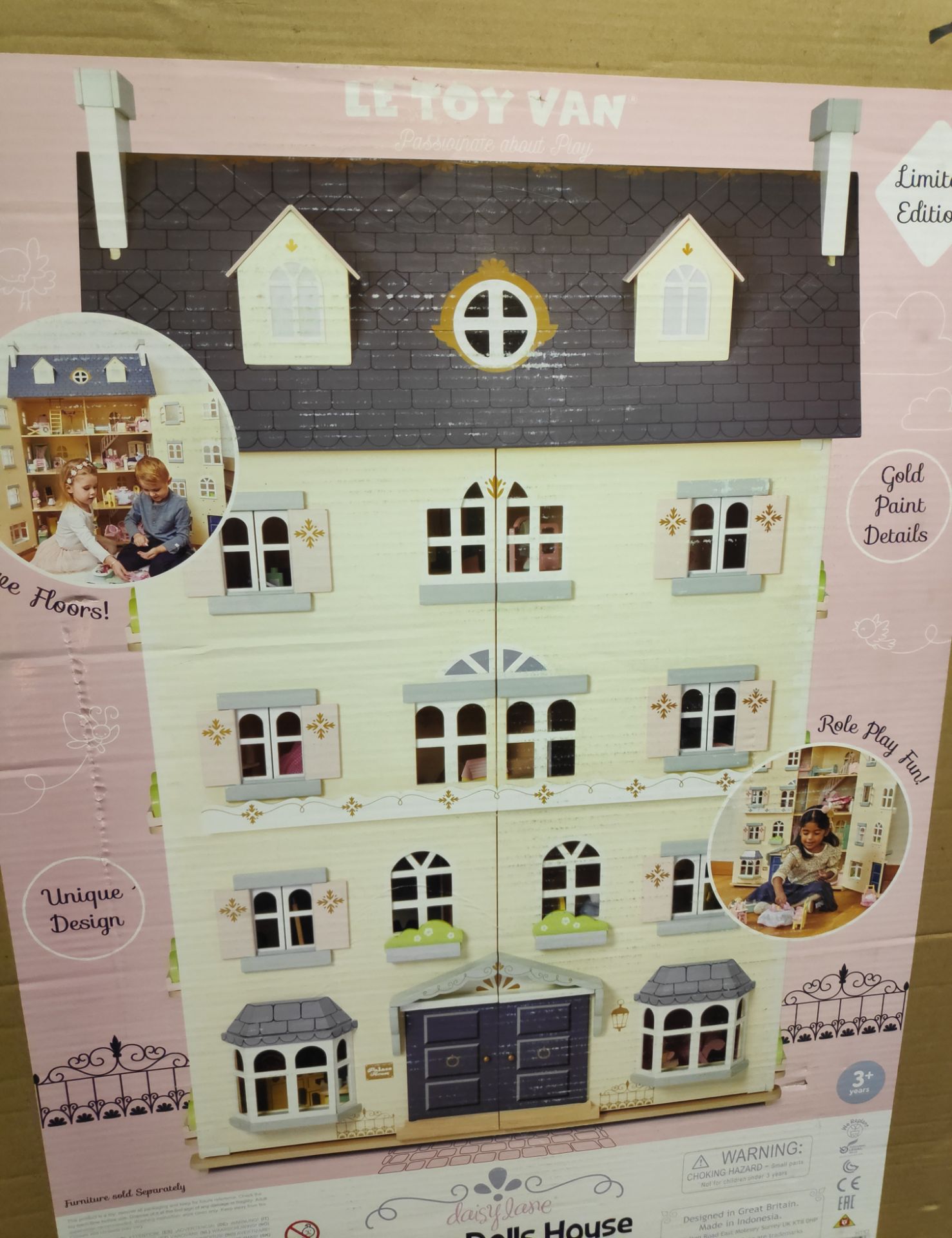 1 x Le Toy Van Wooden Palace Dolls House - New/Boxed - HTYS163 - CL987 - Location: Altrincham WA14 - - Image 3 of 10