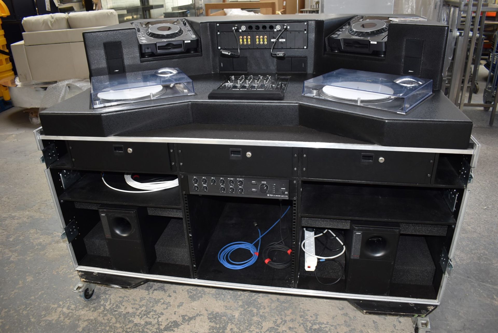 1 x Mobile DJ Booth in Shock Solutions Flight Case - Features Equipment By Pioneer, Technics & Bose! - Image 73 of 95