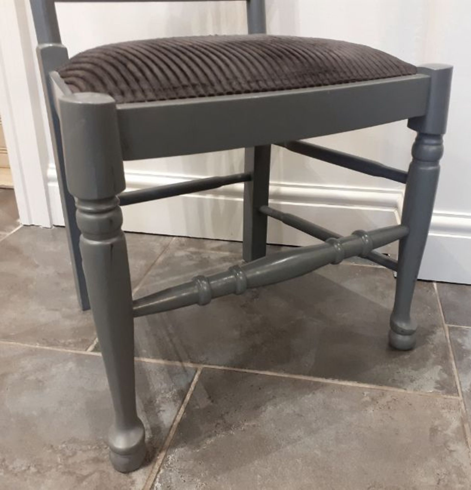 8 x Solid Wood Kitchen Dining Chairs In Grey With Upholstered Seats - NO VAT ON THE HAMMER - Image 6 of 6