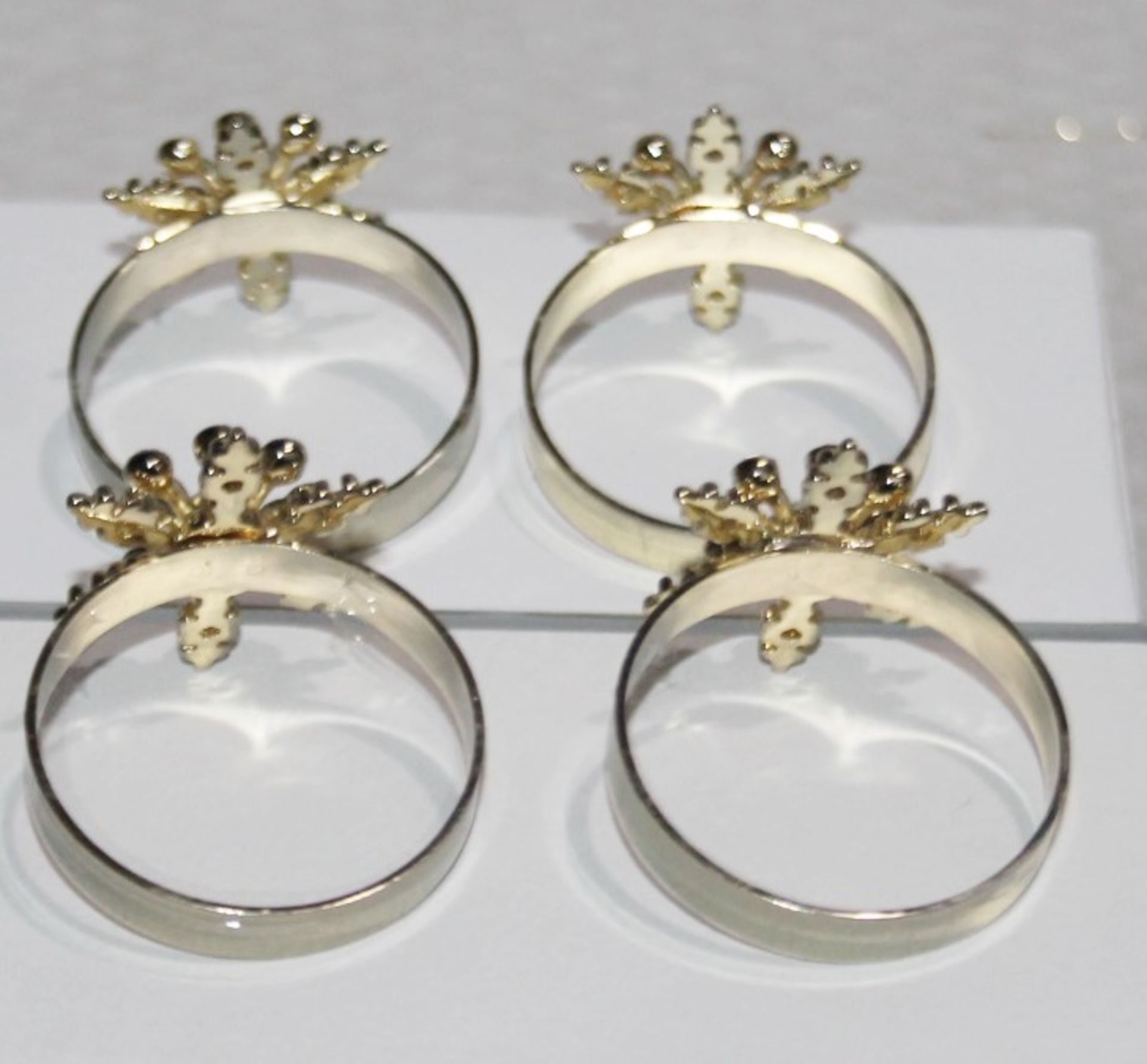Set of 4 x JOANNA BUCHANAN Designer 'Classic Snowflake' Crystal Napkin Rings (Set of 4) - Original - Image 3 of 4