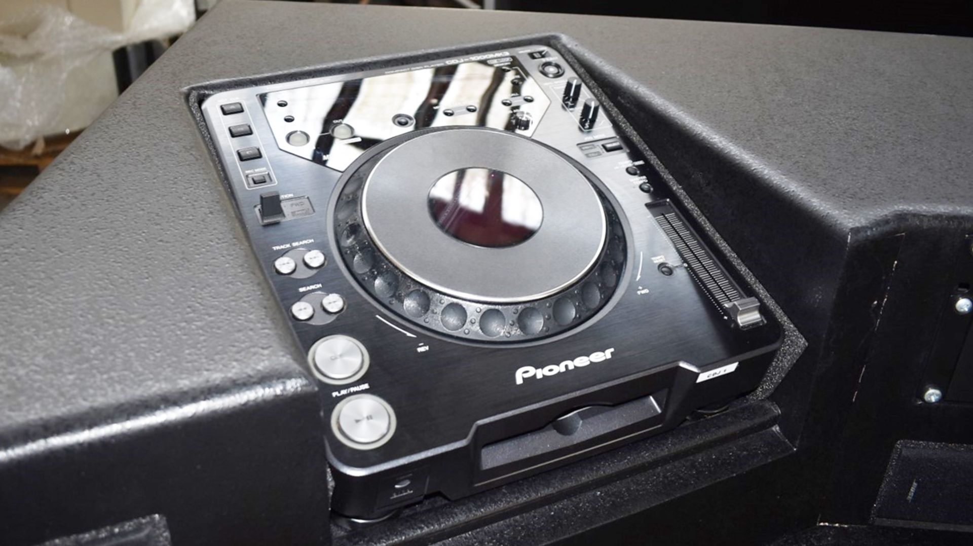 1 x Mobile DJ Booth in Shock Solutions Flight Case - Features Equipment By Pioneer, Technics & Bose! - Image 36 of 95