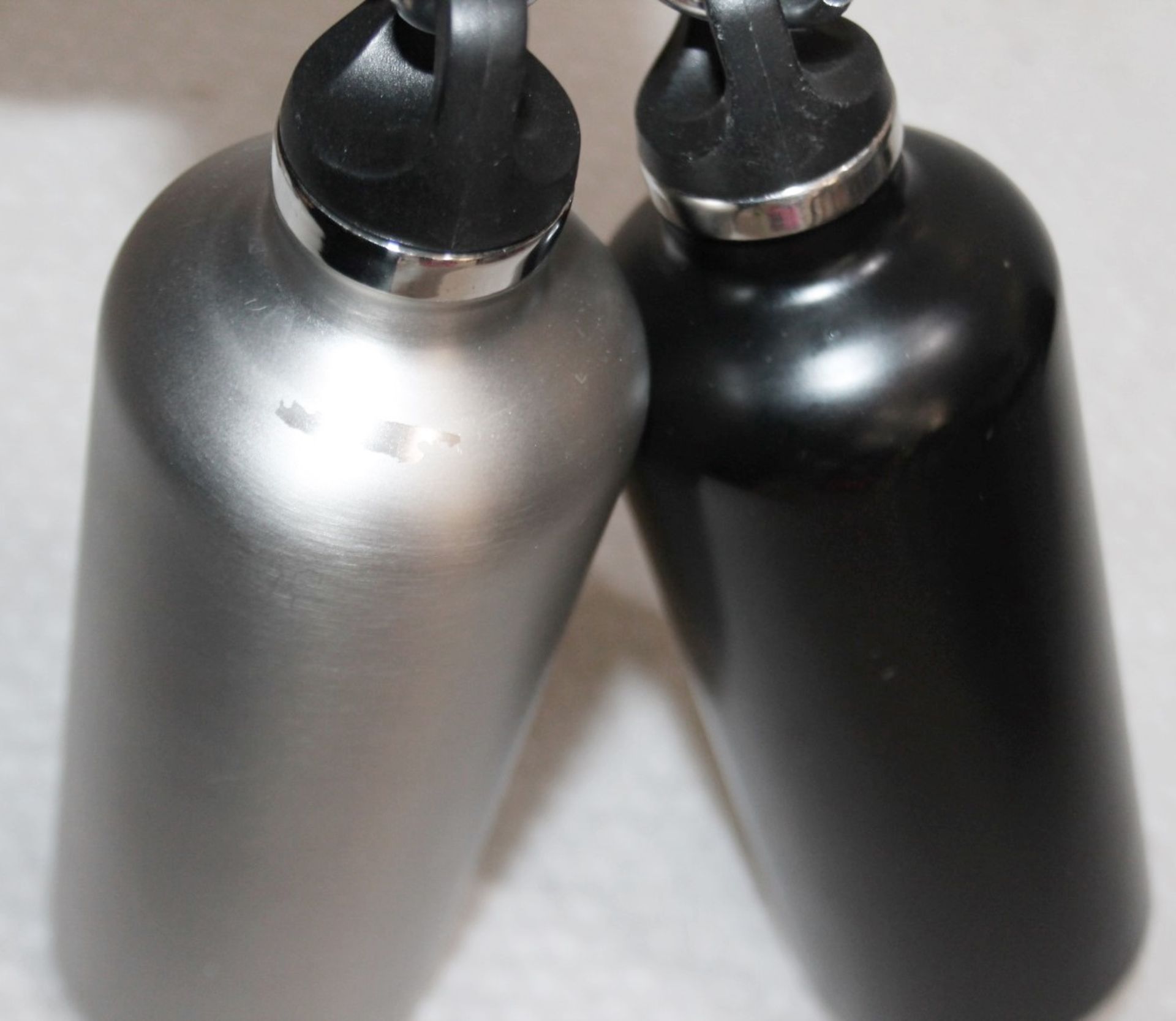 2 x PRADA Branded Borraccia Stainless Steel Thermal Bottles (500ml) - Ex-Display - Ref: HAS564/ - Image 3 of 7