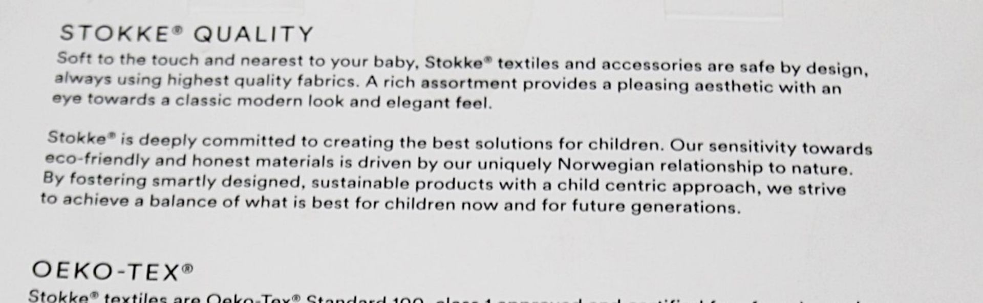 1 x STOKKE Sleepi™ Mini Protection Sheet Oval In White - Dimensions: 72 x 54cm - Unused Boxed - Image 2 of 5