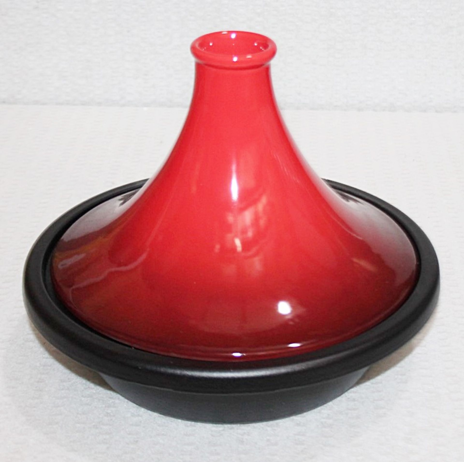 1 x LE CREUSET 'Cerise' Cast Iron & Stoneware Tagine - Original Price £215.00 - Unused Boxed Stock - Image 3 of 8