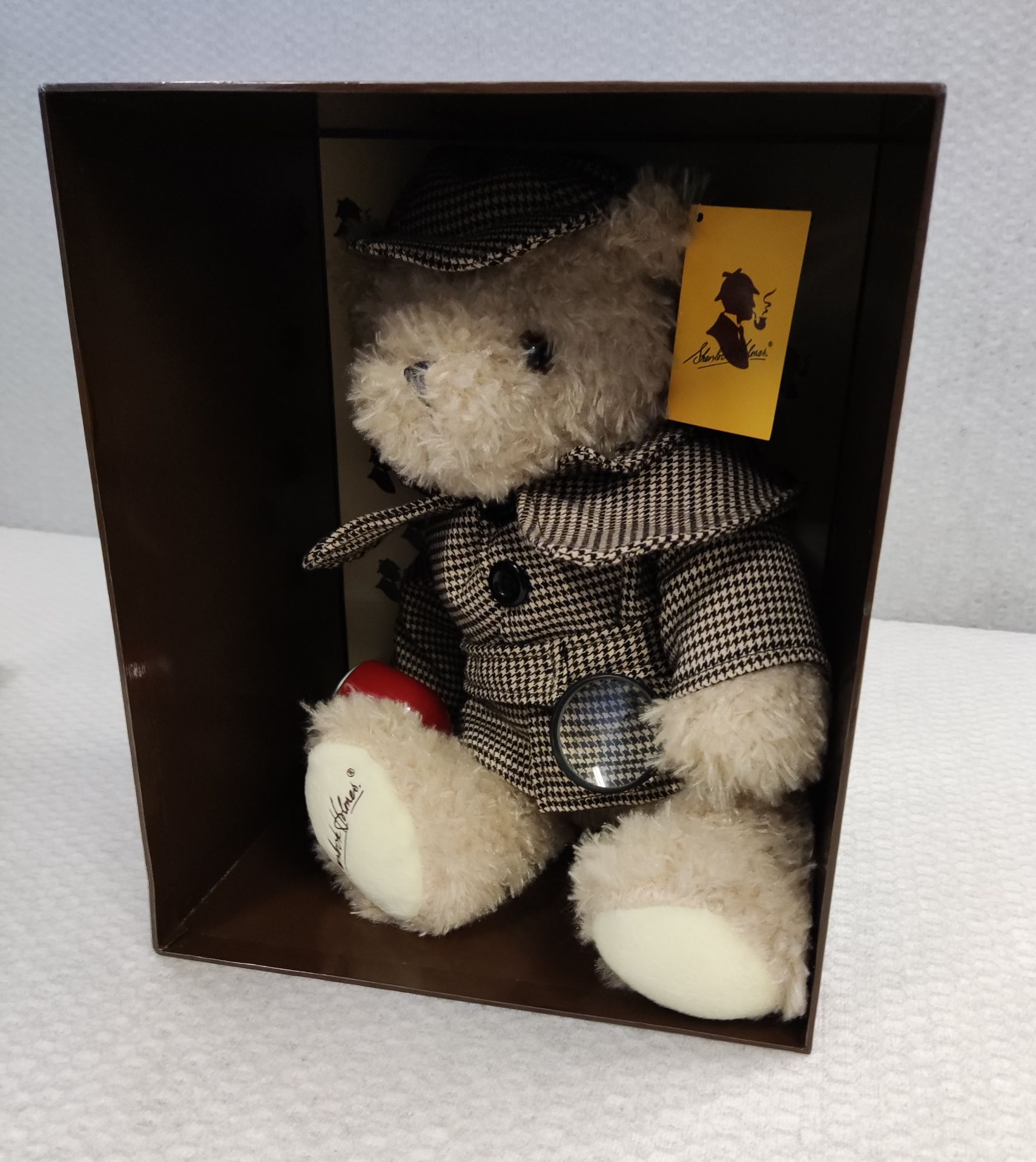 1 x Sherlock Holmes 36cm Teddy Bear - New/Boxed - Image 3 of 11