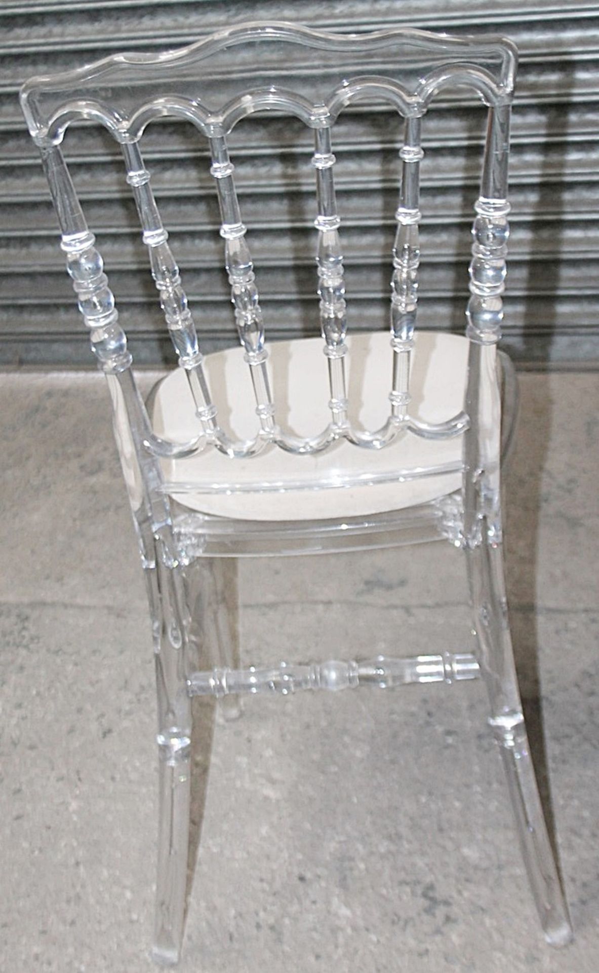 10 x High Quality Clear Acrylic Spindle Back Commercial Dining Chairs With Removable Seat Pads - Image 6 of 10
