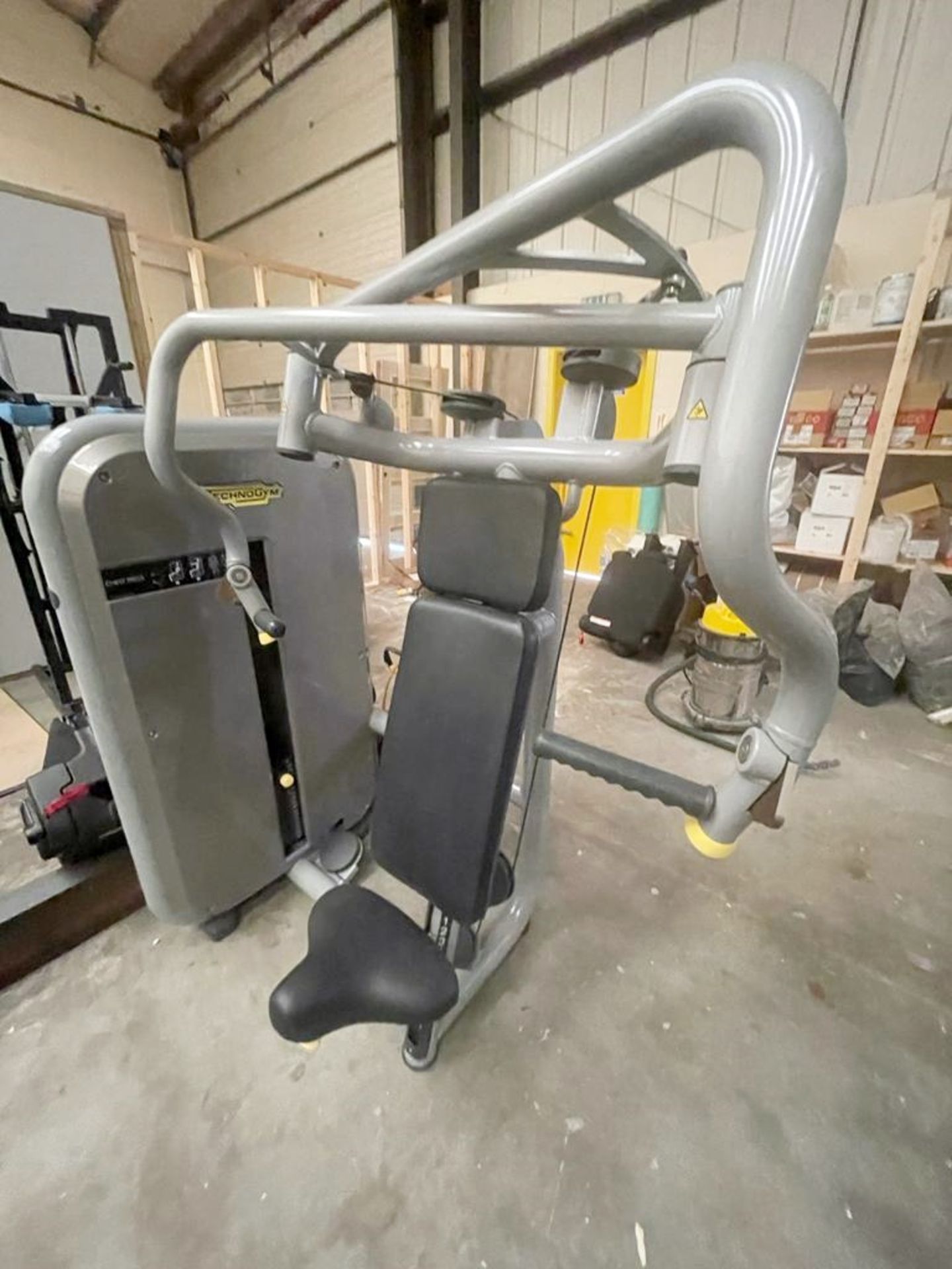 1 x Technogym Chest Press - Commercial Gym Machine - Location: Blackburn BB6 - Image 5 of 8