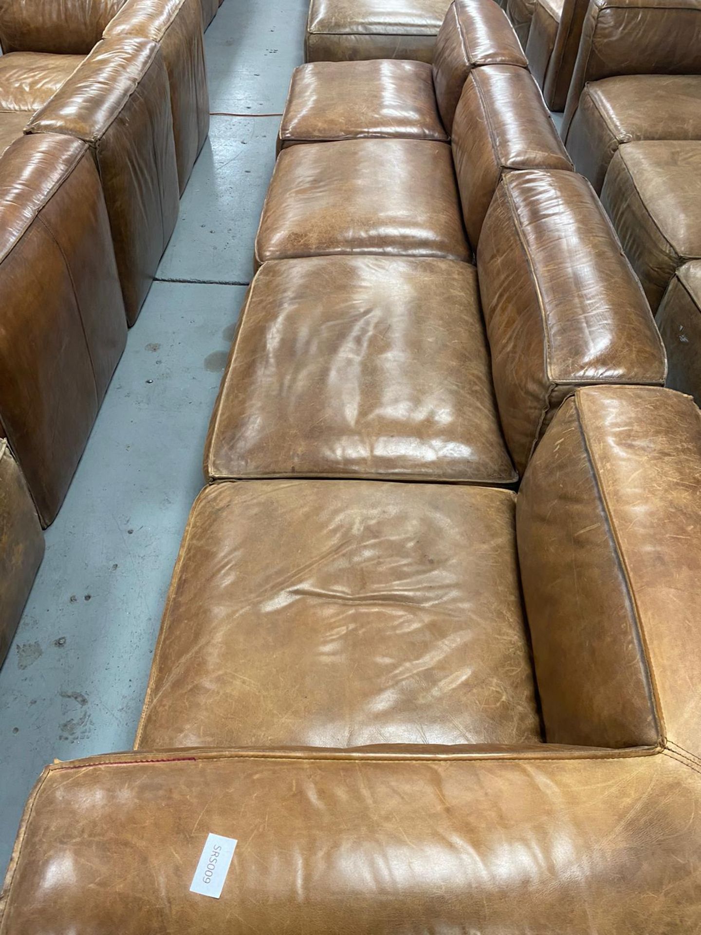 1 x Modular Corner Sofa Upholstered in Distressed Tan Leather - Large Chunky Design - Image 2 of 7