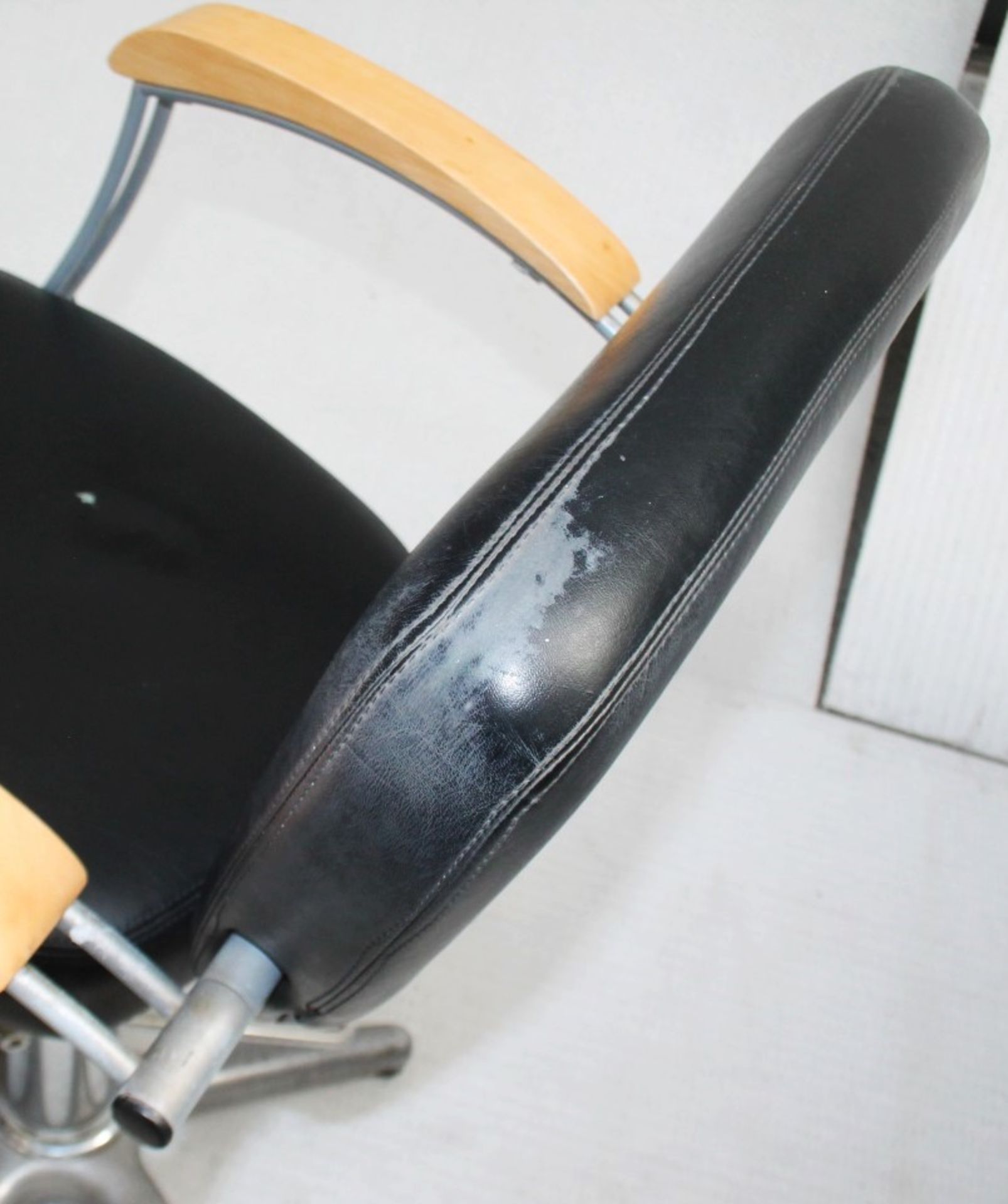 1 x Adjustable Black Hydraulic Barber Hairdressing Chair - Recently Removed From A Boutique Hair - Image 11 of 11