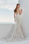 1 x Justin Alexander Allover Lace Deep V-Neck Fit and Flare Wedding Dress - UK Size 10 - RRP £1,725