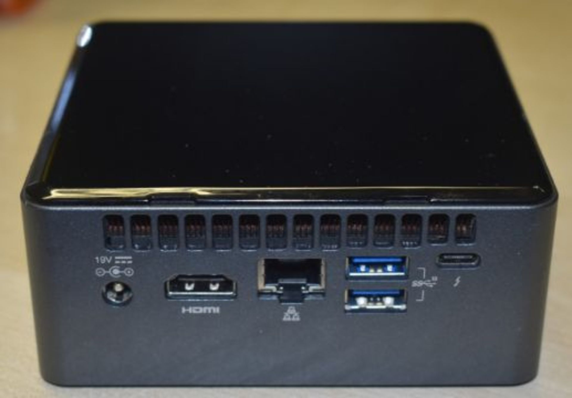 1 x Intel NUC Mini PC Featuring Intel i7-8559u Quad Core 3.7Ghz Processor, 8GB DDR4 2400Mhz Ram, - Image 4 of 4