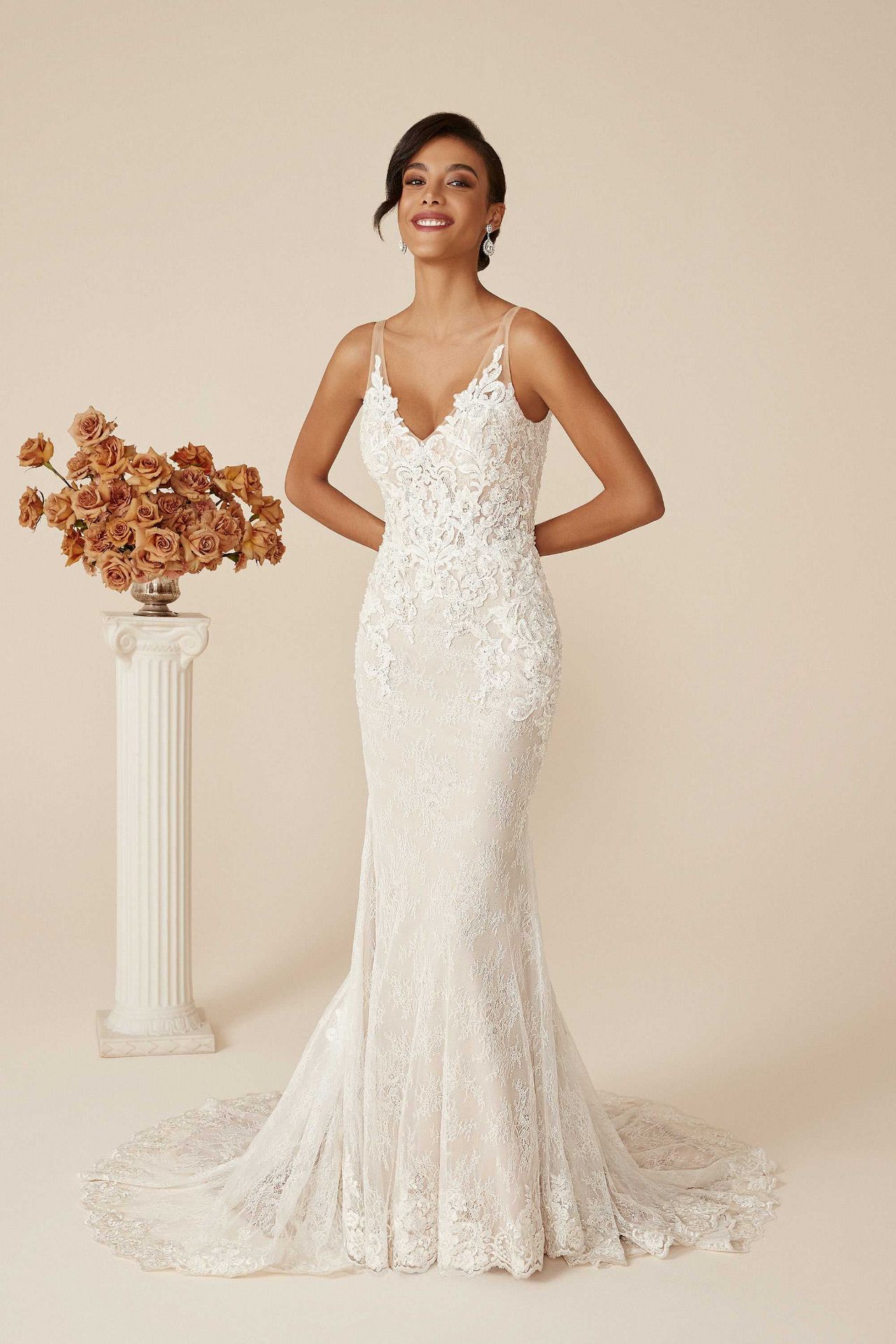 1 x Justin Alexander Allover Lace Deep V-Neck Fit and Flare Wedding Dress - UK Size 10 - RRP £1,725 - Image 8 of 11