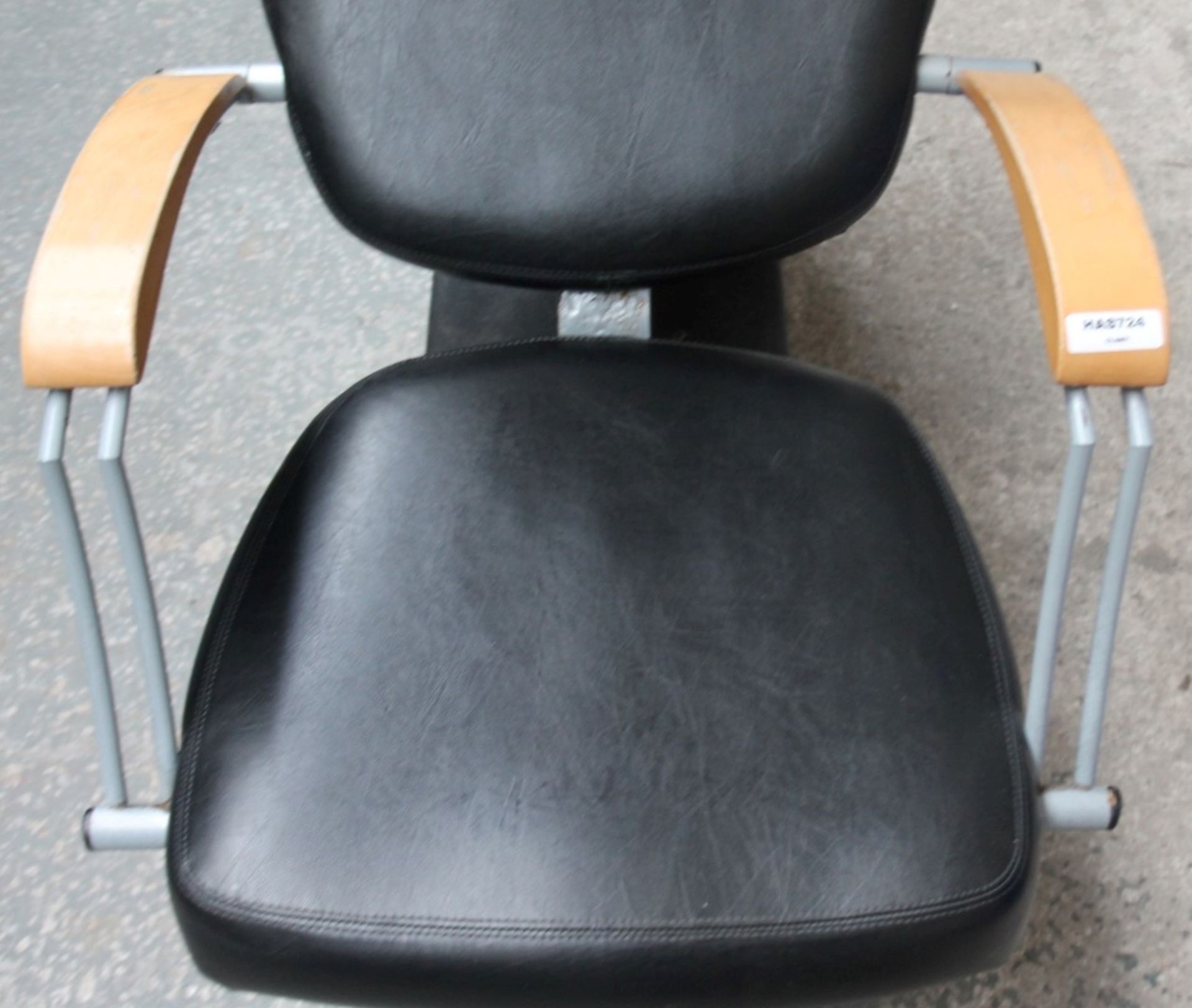 1 x Hair Washing Backwash Shampoo Basin Chair - Recently Removed From A Boutique Hair Salon - Ref: - Image 9 of 12