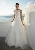 1 x Justin Alexander Illusion Wedding Dress With Lace Neckline & A-Line Skirt - Size 12 - RRP £1,545