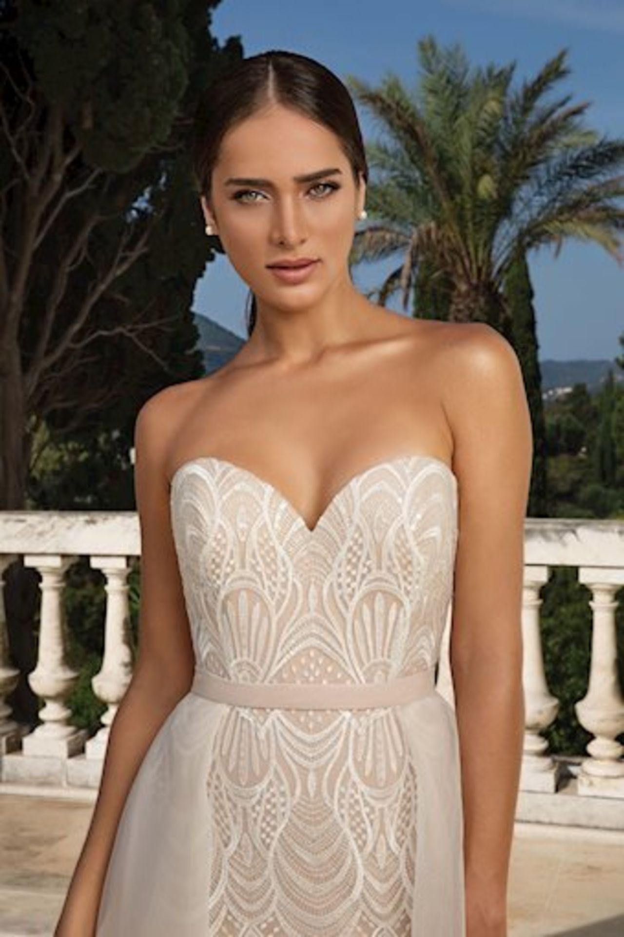 1 x Justin Alexander Designer Allover Lace Wedding With Sequined Neckline - UK Size 12 - RRP £1,595 - Image 4 of 9