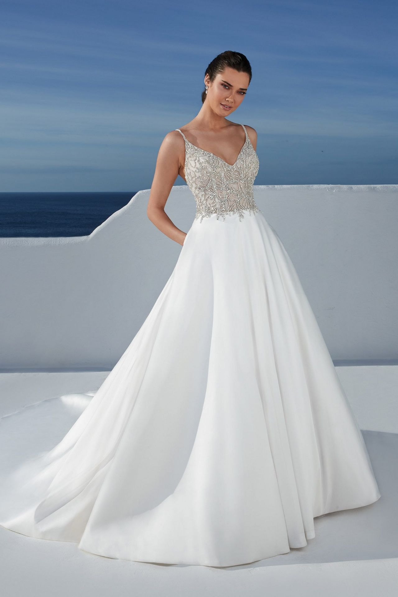 1 x Justin Alexander 'Blanche' Designer Wedding Dress With Beaded Bodice - Size 12 - RRP £1,725 - Image 6 of 8