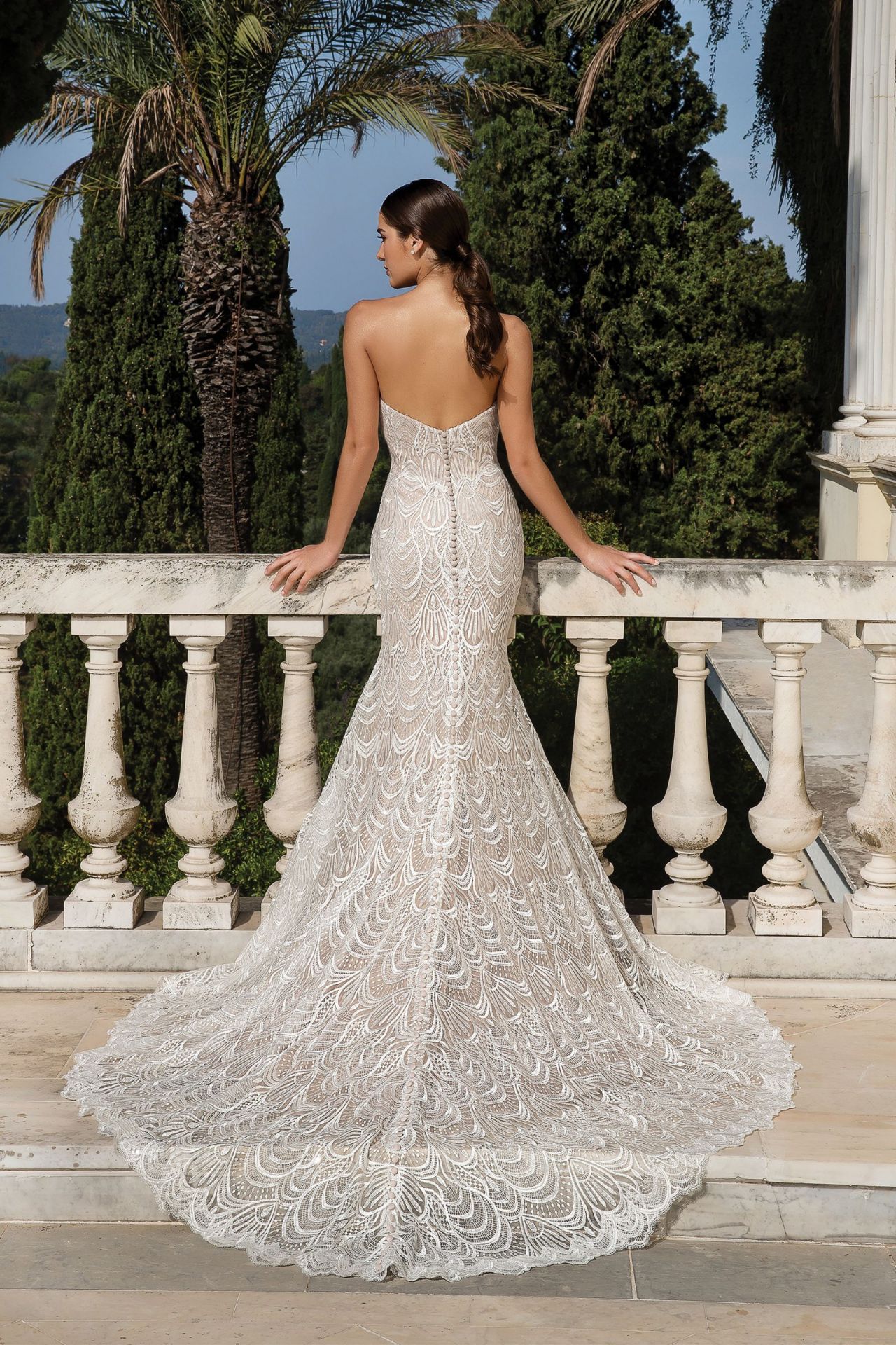 1 x Justin Alexander Designer Allover Lace Wedding With Sequined Neckline - UK Size 12 - RRP £1,595 - Image 2 of 9