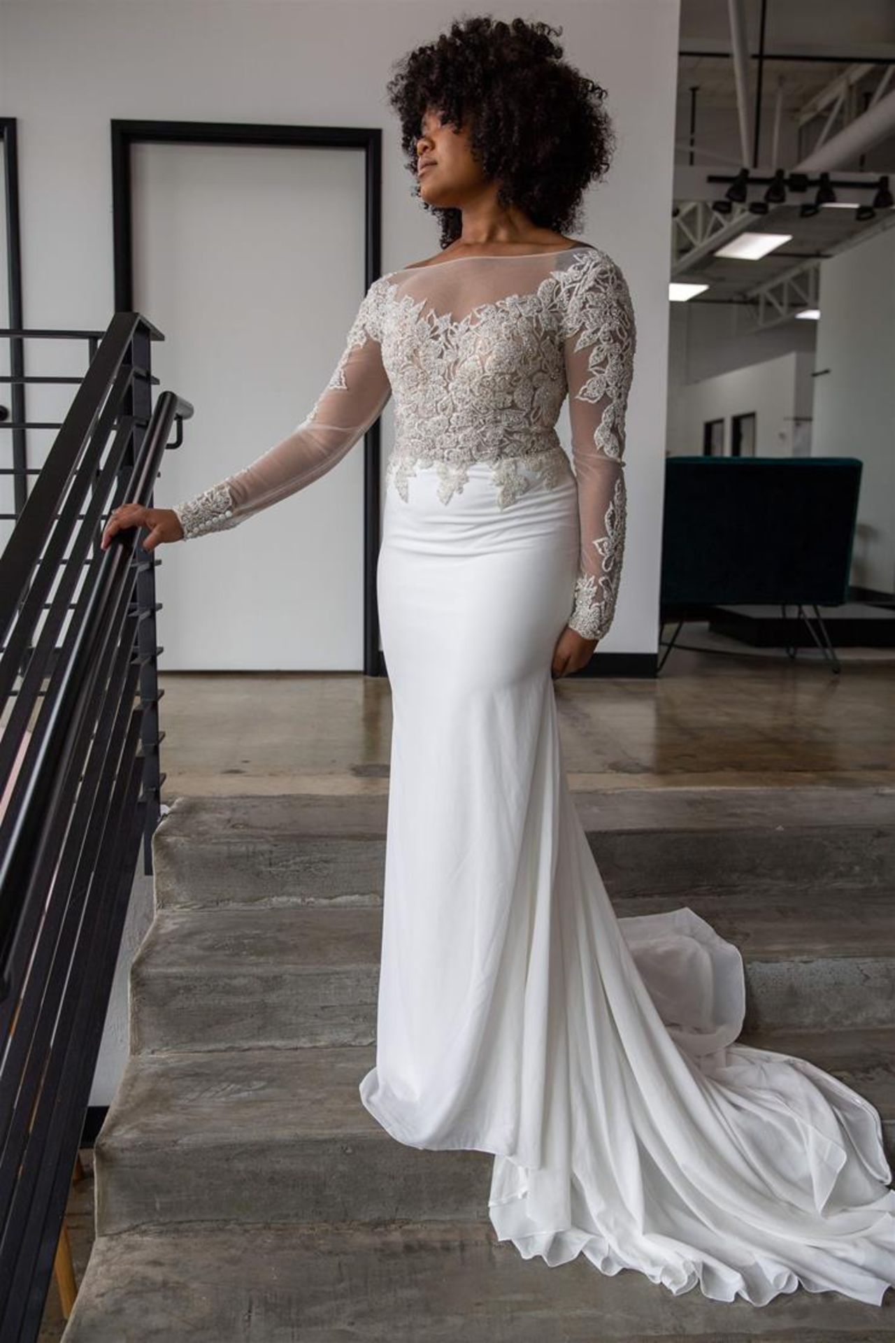 1 x Justin Alexander - Intricately Beaded Long Sleeve Fit & Flare Bridal Gown - Size 12 - RRP £1,550 - Image 7 of 7