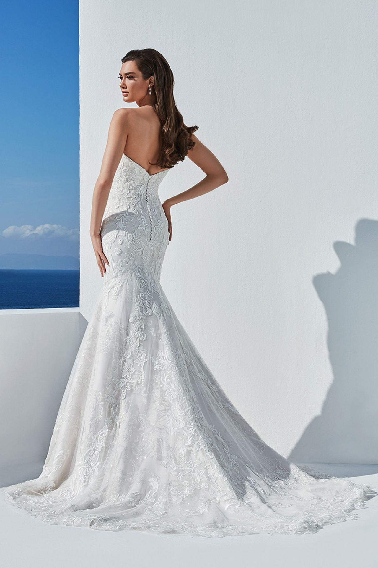 1 x Justin Alexander 'Barrett' Lace Mermaid Dress with Plunging Neckline - Size 10 - RRP £1,675 - Image 2 of 5