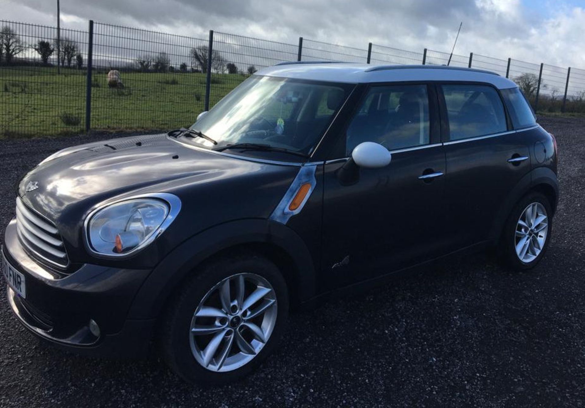 2010 Mini Countryman Cooper D All 4 113 1.6 Diesel - CL505 - NO VAT ON THE HAMMER - Location: Corby, - Image 2 of 8