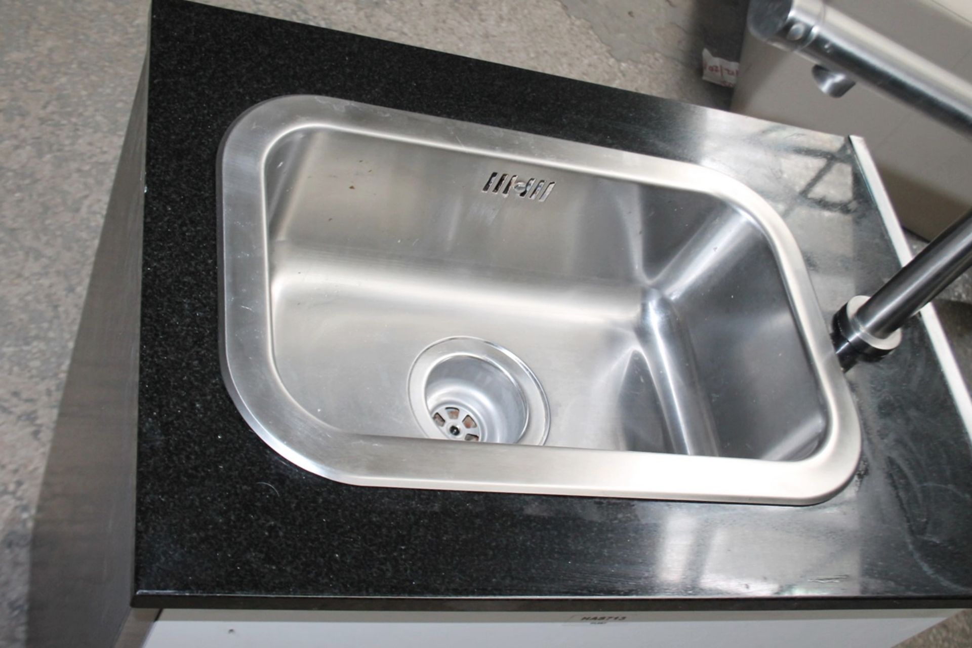 1 x Marble Topped Sink Unit Wash Station - Recently Removed From A Boutique Hair Salon - Ref: - Image 4 of 7