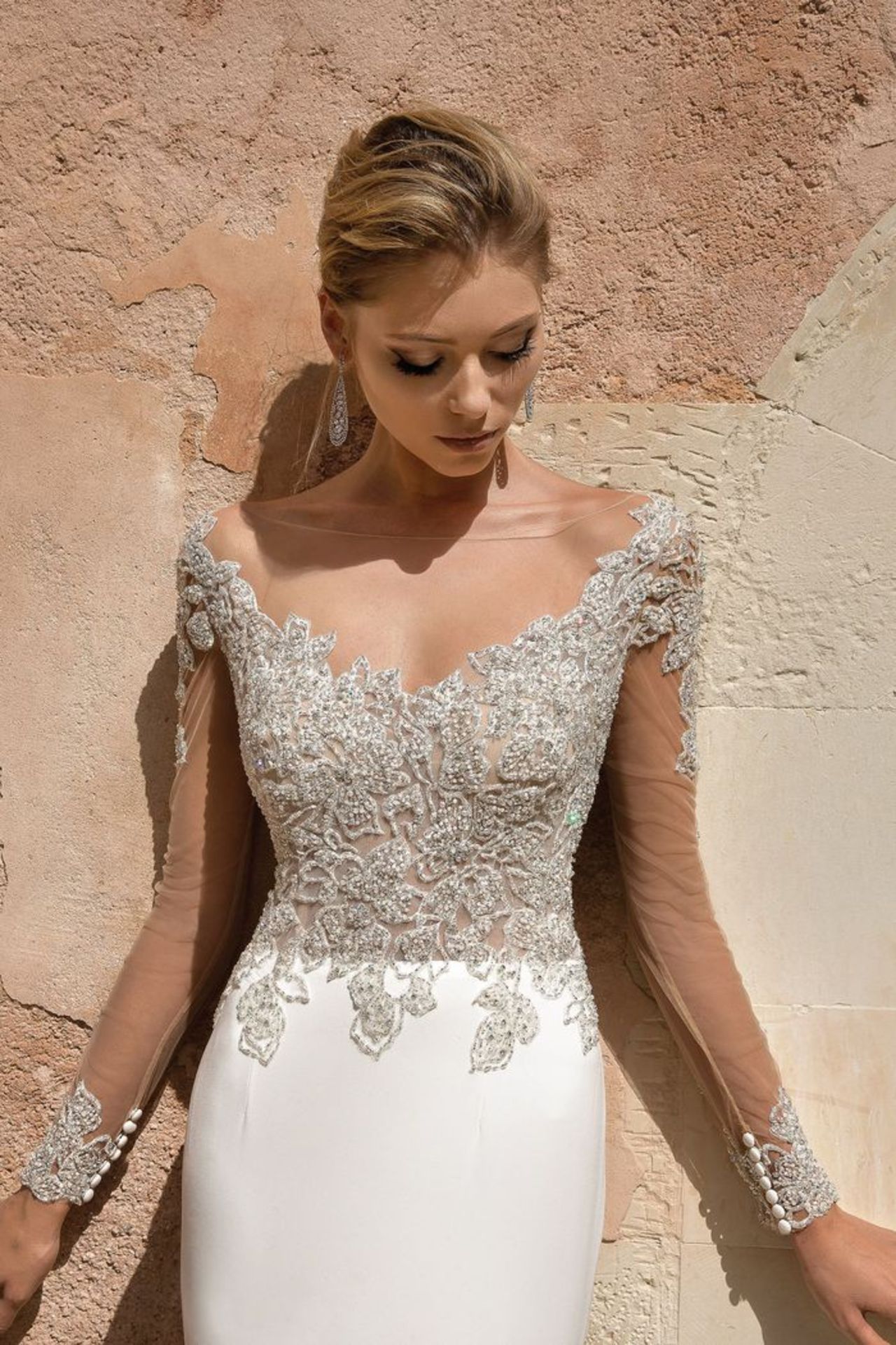 1 x Justin Alexander - Intricately Beaded Long Sleeve Fit & Flare Bridal Gown - Size 12 - RRP £1,550 - Image 2 of 7