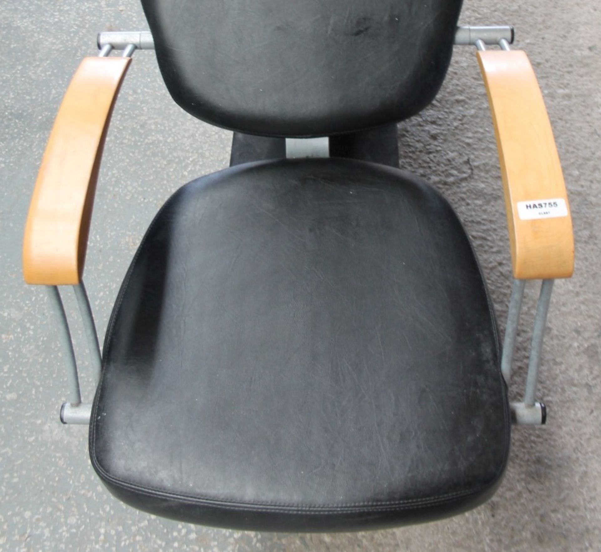 1 x Hair Washing Backwash Shampoo Basin Chair - Recently Removed From A Boutique Hair Salon - Ref: - Image 10 of 10