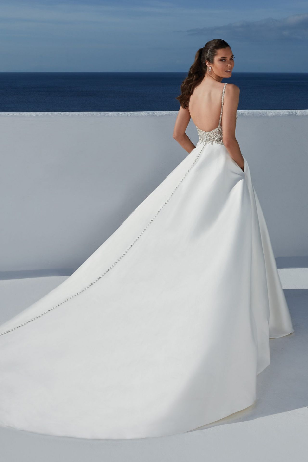 1 x Justin Alexander 'Blanche' Designer Wedding Dress With Beaded Bodice - Size 12 - RRP £1,725 - Image 2 of 8