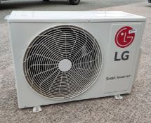 1 x LG Smart Inverter Split Room Air Conditioner - Model: P18EN.UL2 - JMCS124 - CL723 - Location: