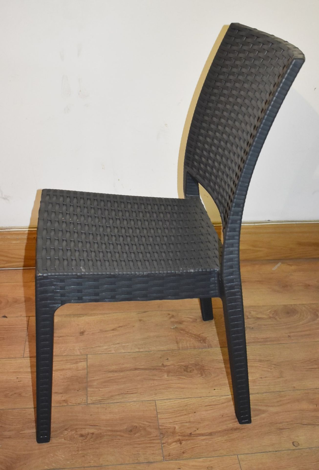 8 x Siesta 'Florida' Rattan Style Garden Chairs In Dark Grey - Suitable For Commercial or Home Use - - Image 8 of 21