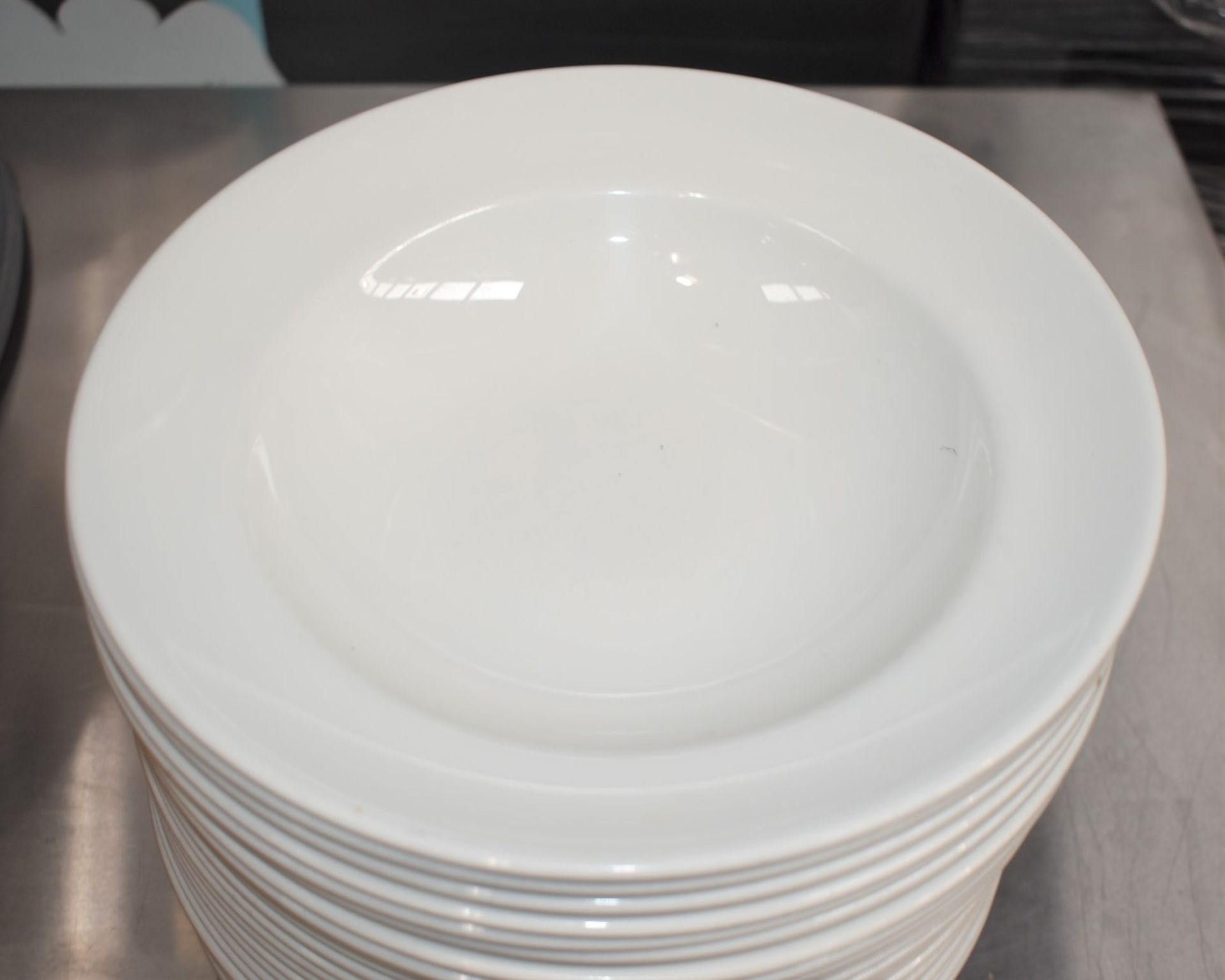 25 x Steelite Ceramic Rimmed Bowls - 24 cm Diameter - Image 2 of 5