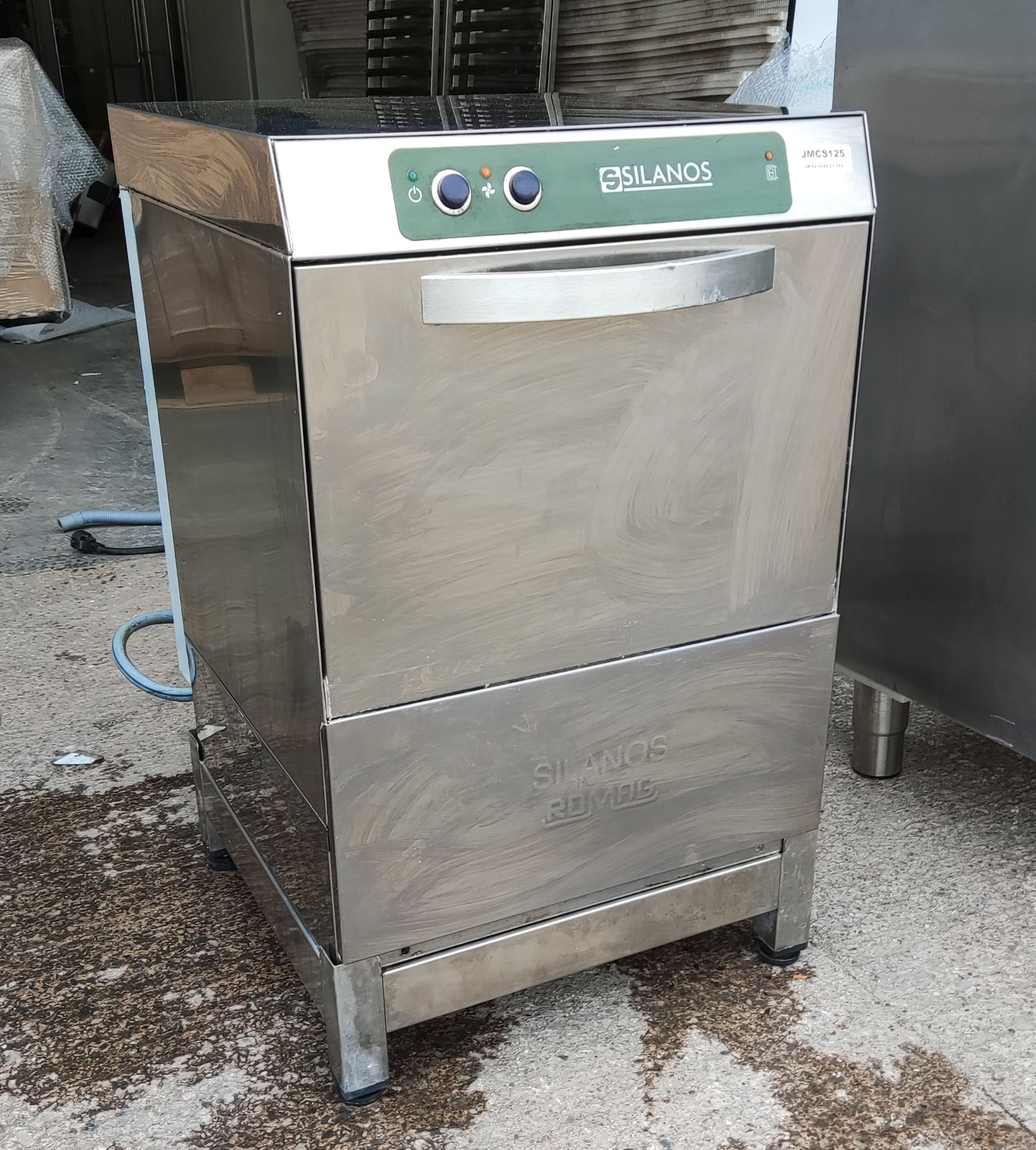 1 x Silanos E40 ECO Undercounter Glass Washer with Low Stand - JMCS125 - CL723 - Location: Altrincha