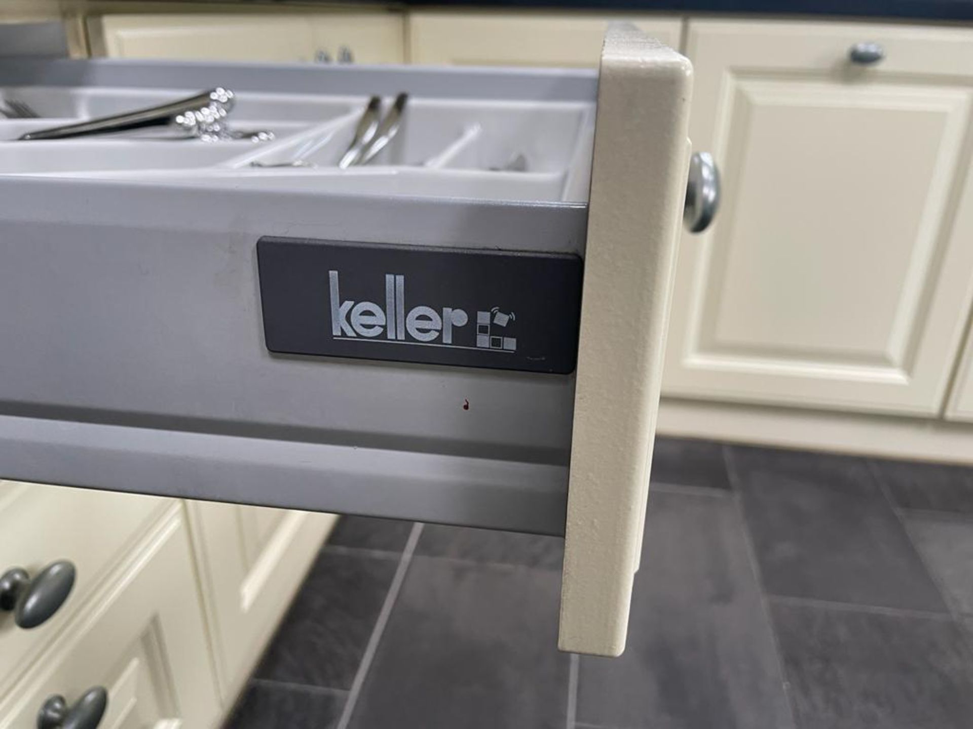 1 x Bespoke Keller Kitchen With Branded Appliances - From An Exclusive Property - Image 75 of 127