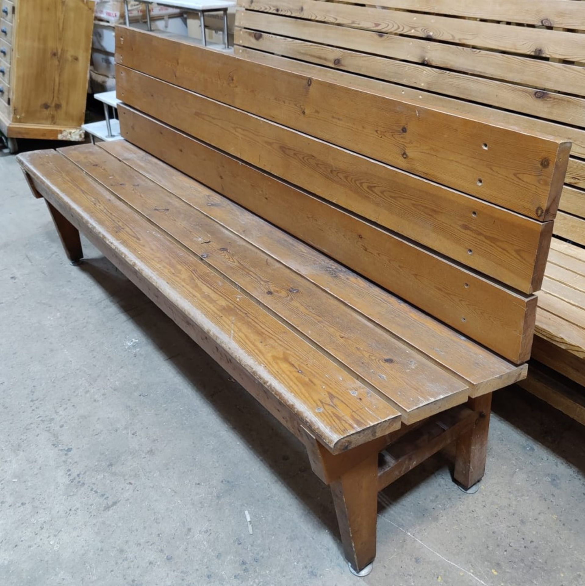 1 x Rustic Restaurant Seating Bench - Recently Removed From a Restaurant Environment - Image 4 of 6