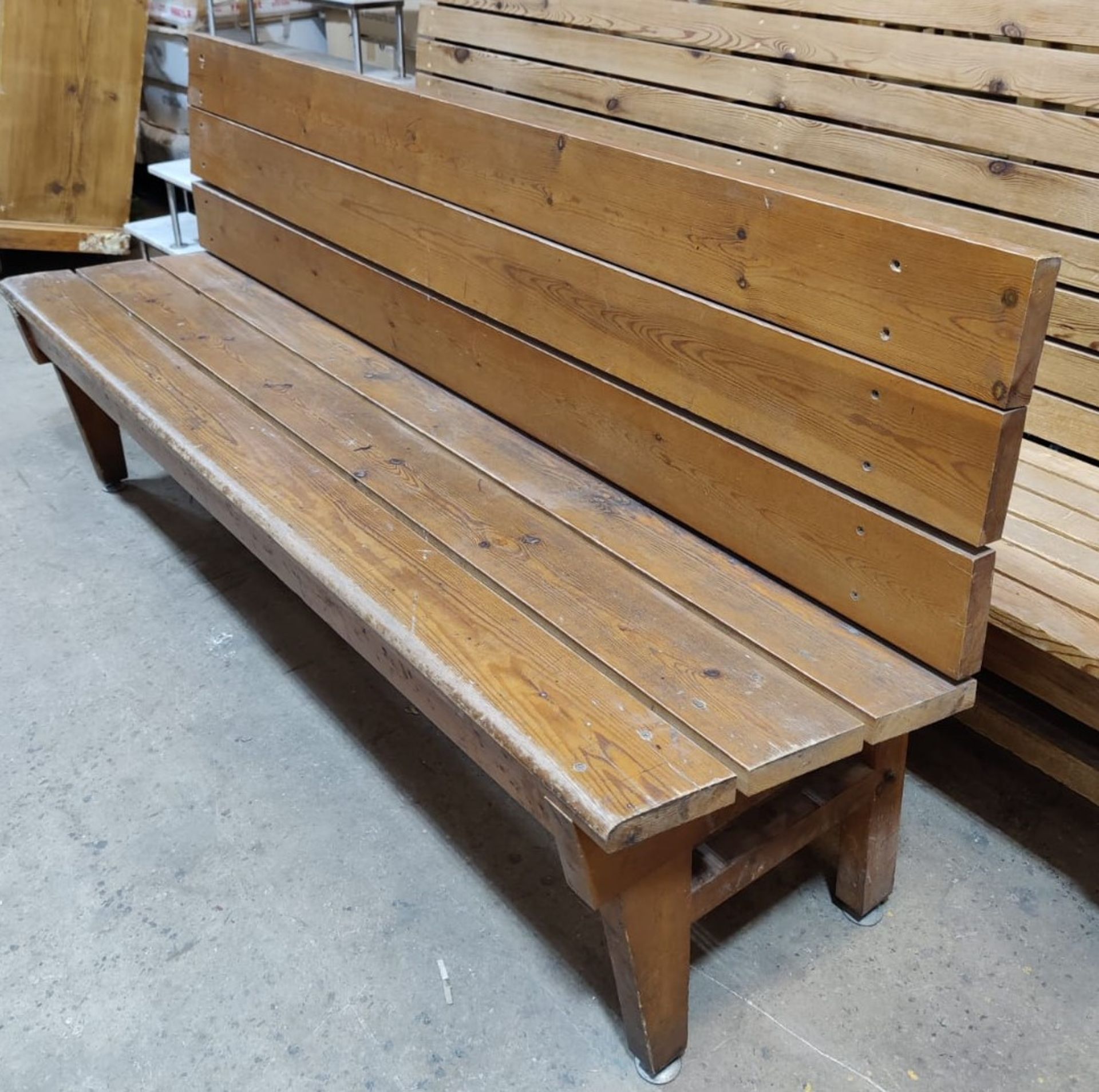 1 x Rustic Restaurant Seating Bench - Recently Removed From a Restaurant Environment - Image 5 of 6