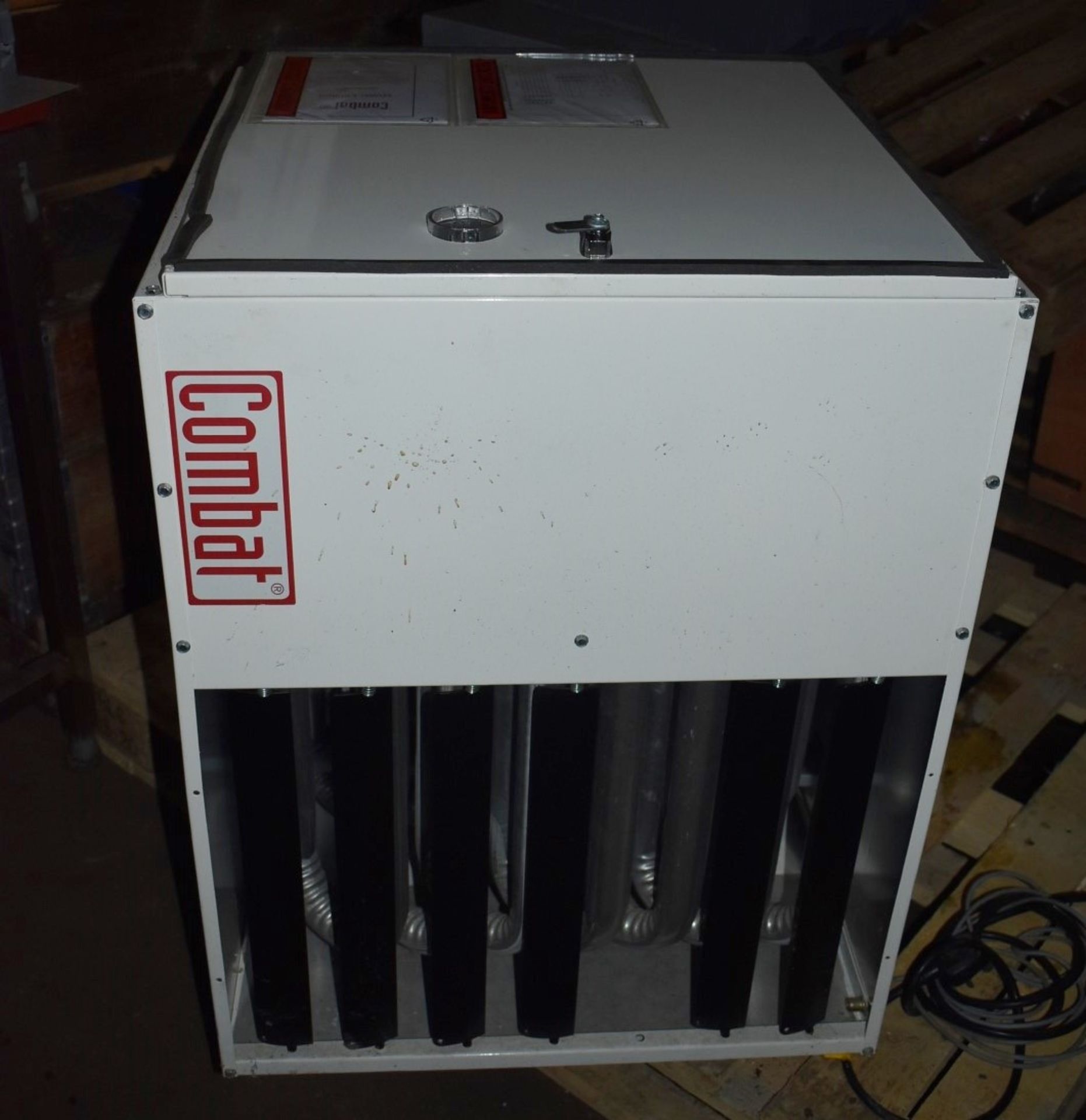 1 x Combat CTCU A32 LPG Suspended Warm Air Heater - Year 2016 - Gas Type LPG Gas G31 - 230V - - Image 5 of 12