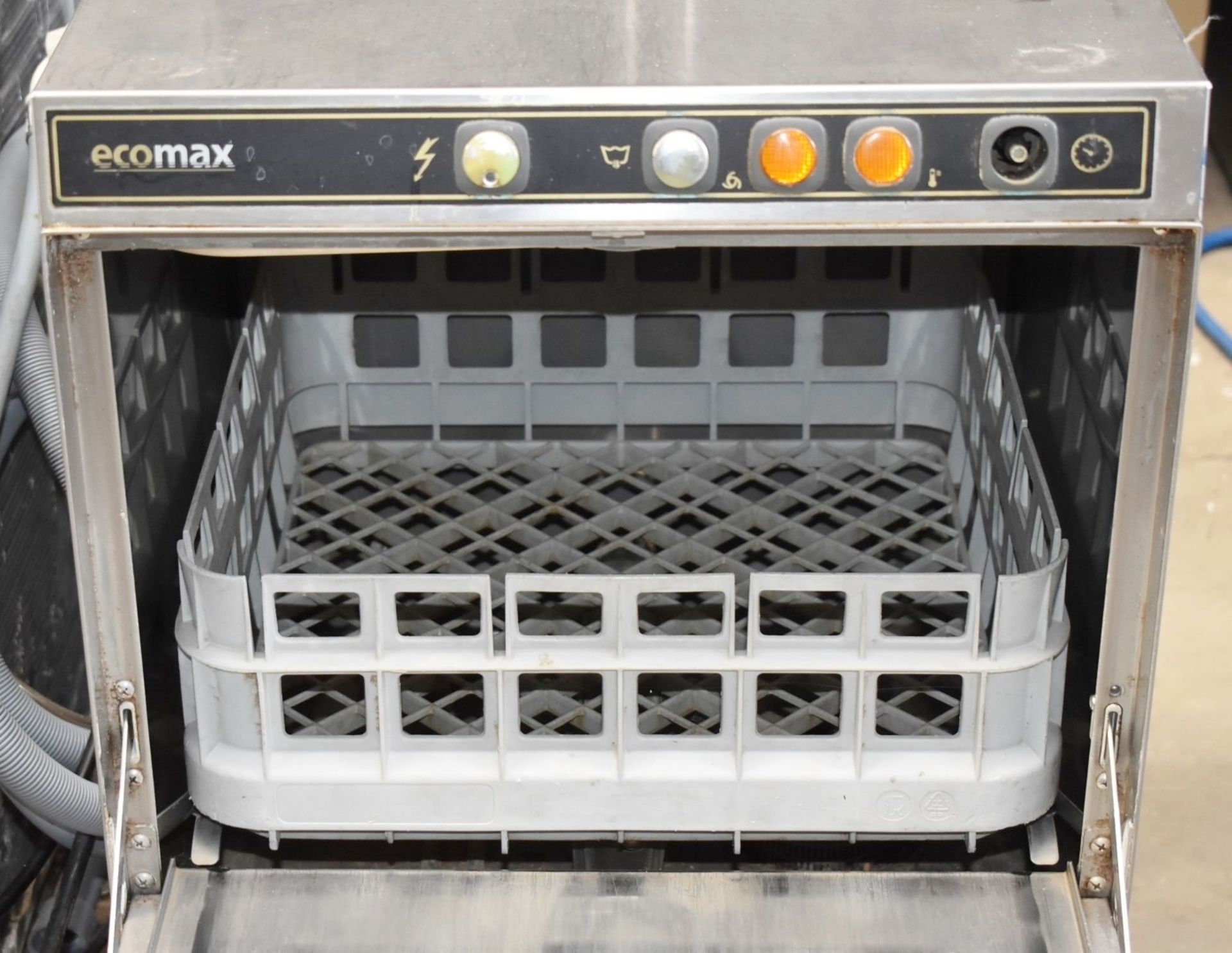 1 x Hobart Ecomax Undercounter 240v Glass Washer - Model CLG25DNA - 44cm Width - Image 5 of 10