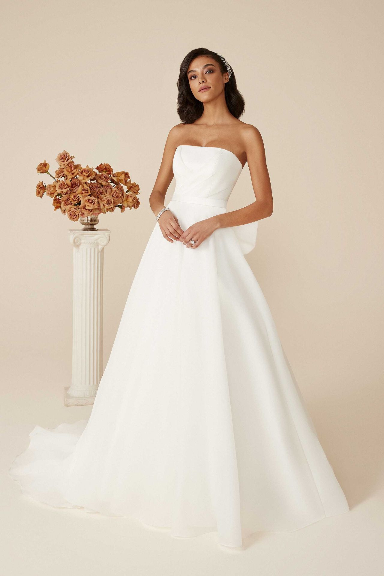 1 x Justin Alexander DURHAM Organdy A-Line Bridal Gown With Pleated Neckline - Size 10 - RRP £1,270 - Image 6 of 7