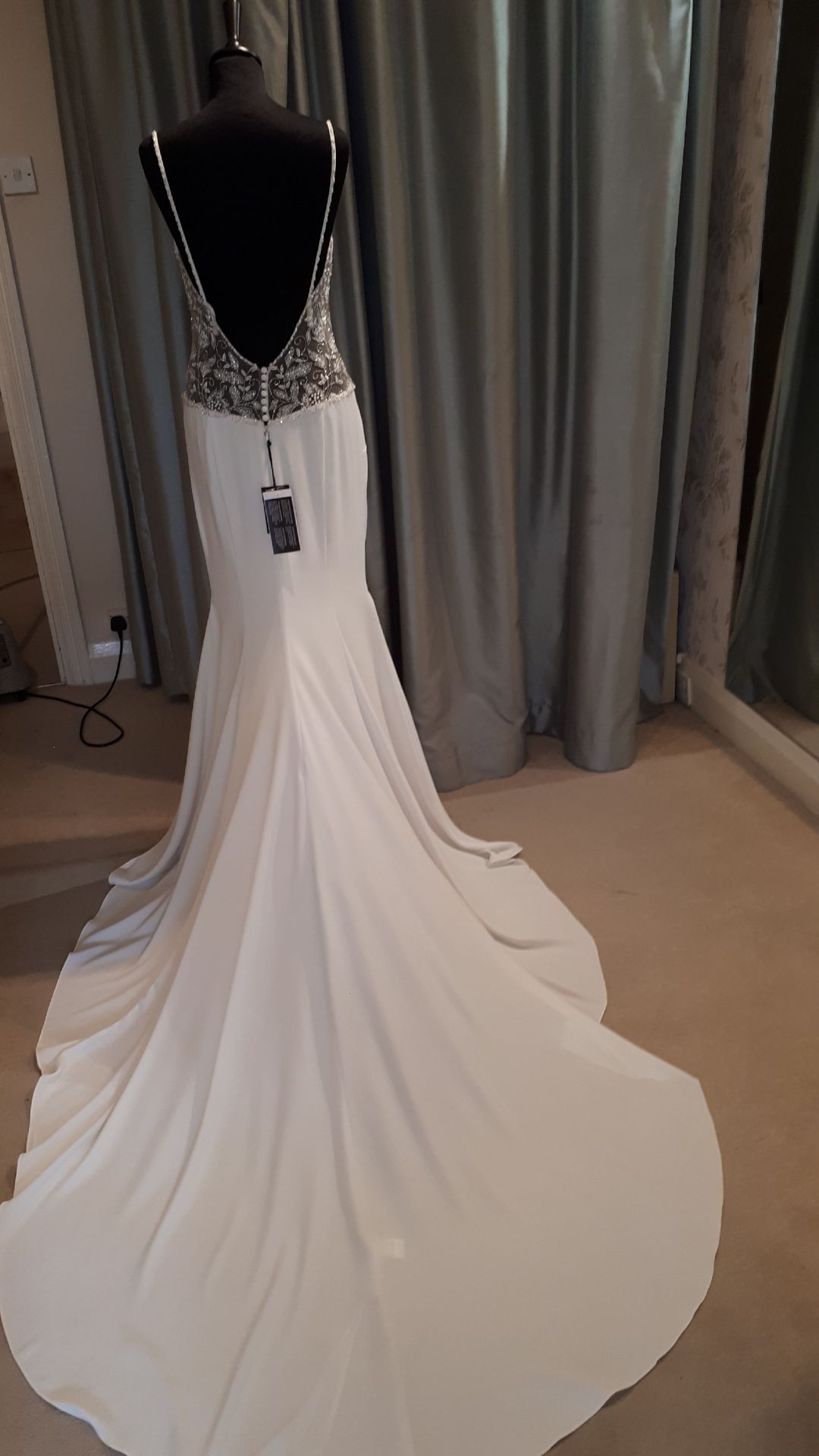 1 x Justin Alexander Fit & Flare Wedding Dress With Illusion Cutout Sides - Size 12 - RRP £1,180 - Image 5 of 5