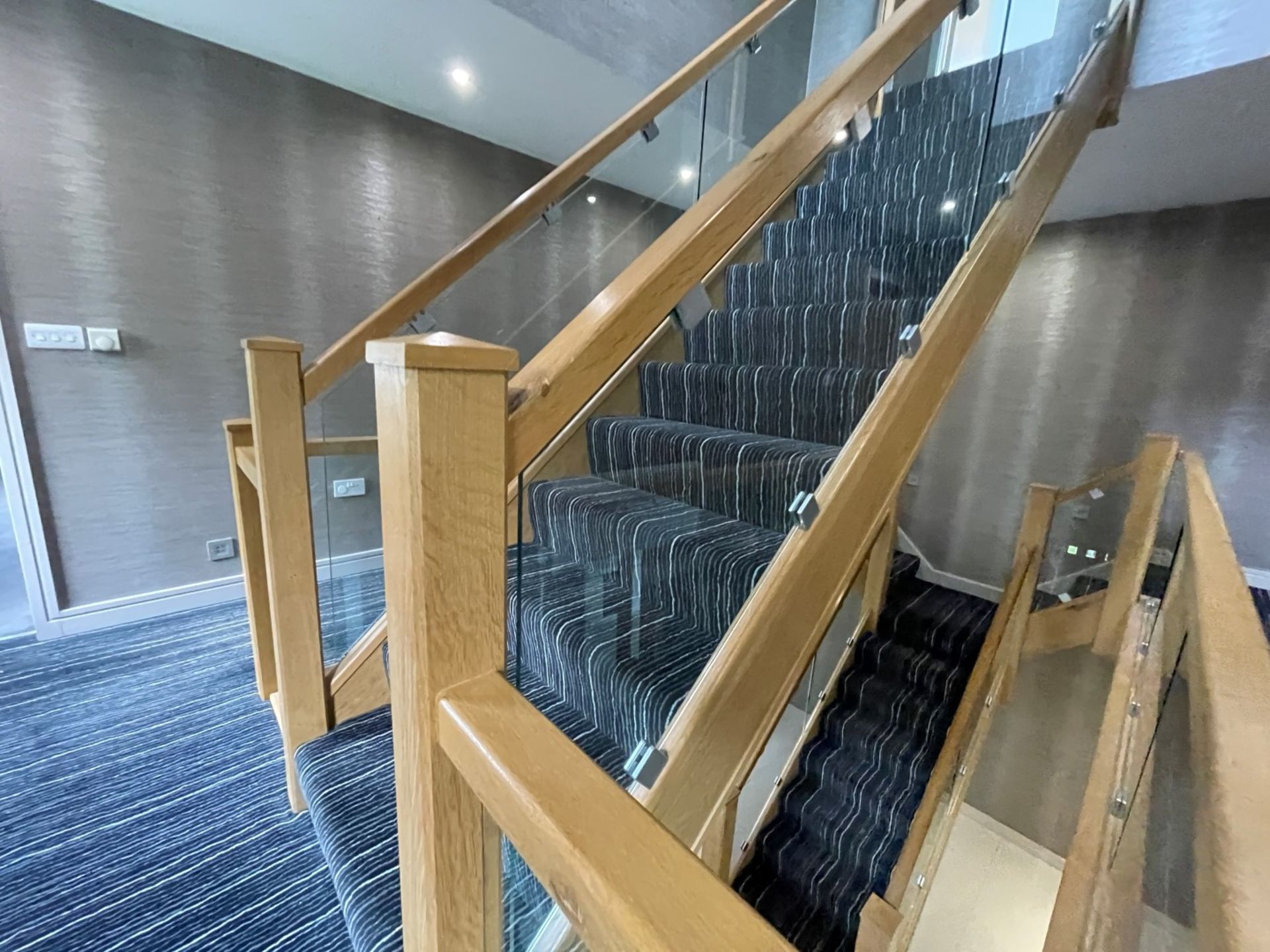 Large Quantity Of Premium Stair And Gallery Carpet From Over 3 Floors - CL742 - NO VAT ON THE HAMMER - Image 10 of 21