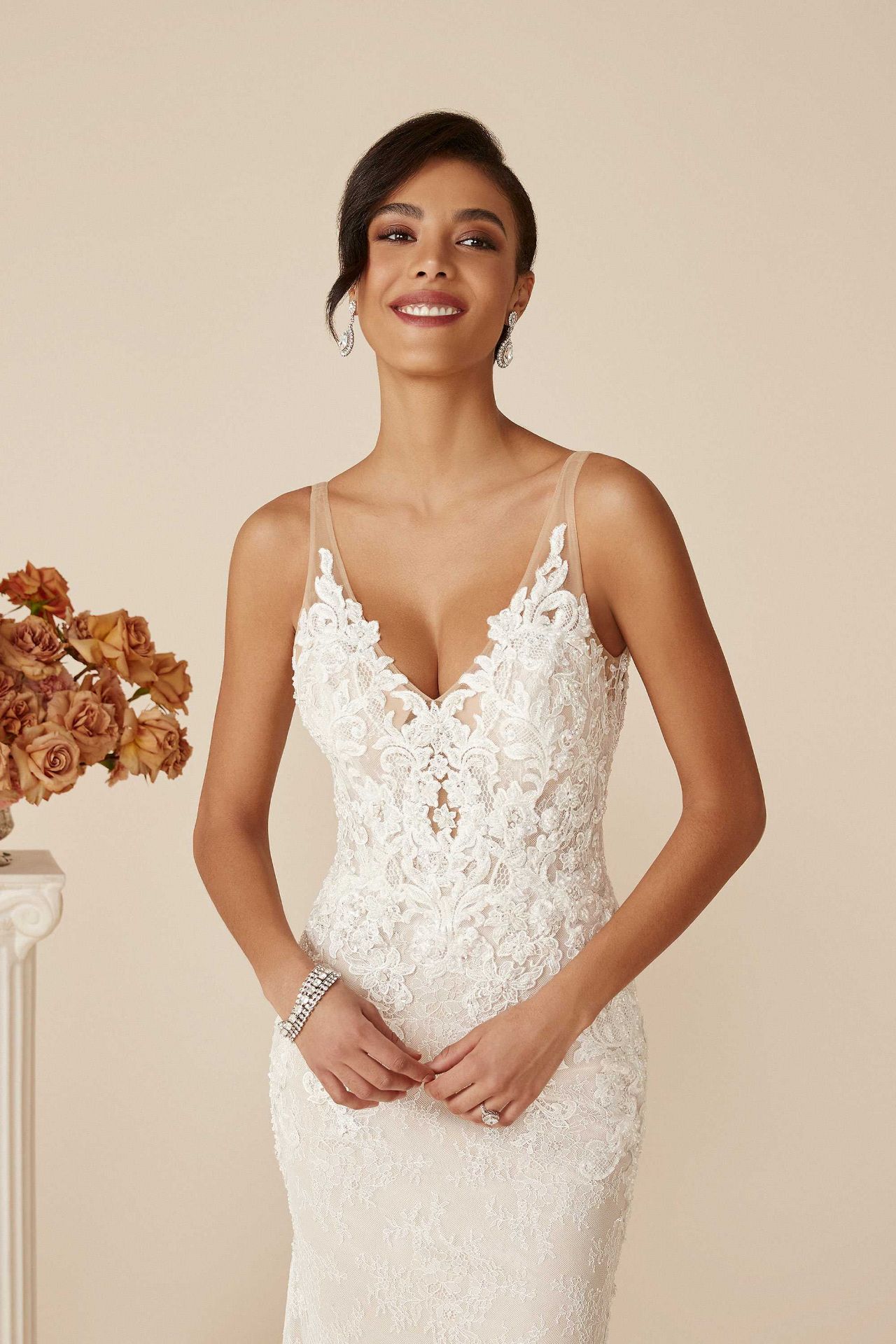 1 x Justin Alexander Allover Lace Deep V-Neck Fit and Flare Wedding Dress - UK Size 10 - RRP £1,725 - Image 3 of 11