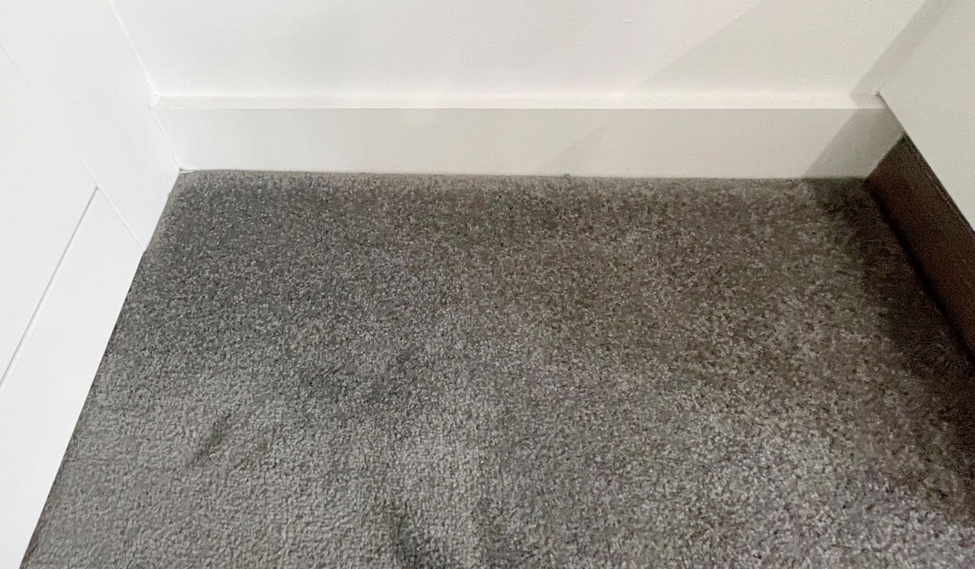 1 x Premium Fitted Bedroom Carpet In Grey (4.6 x 3.6m) - Ref: FRNT-BD(A)/1stFLR - CL742 - NO VAT - Image 4 of 4