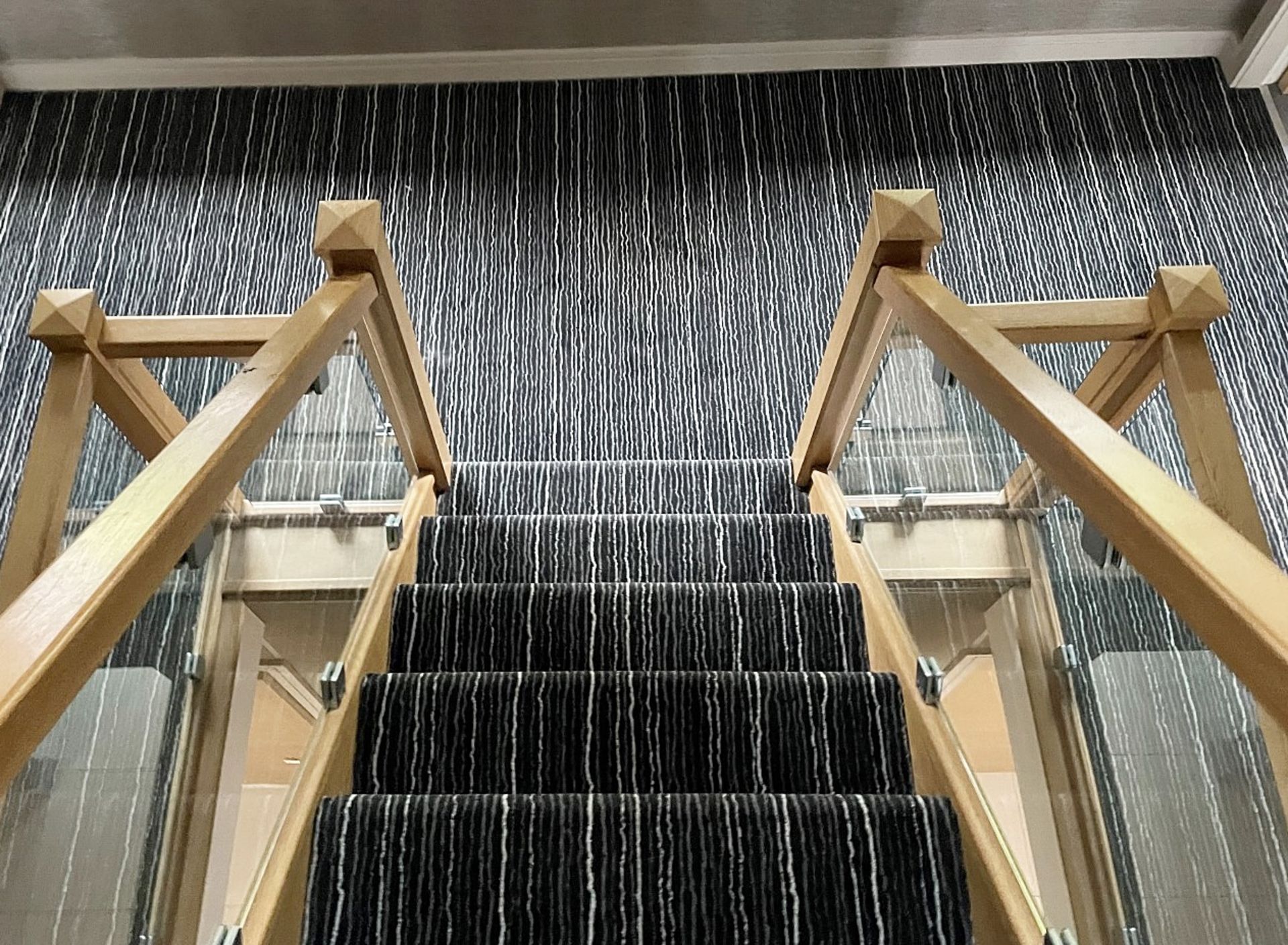 Large Quantity Of Premium Stair And Gallery Carpet From Over 3 Floors - CL742 - NO VAT ON THE HAMMER - Image 20 of 21